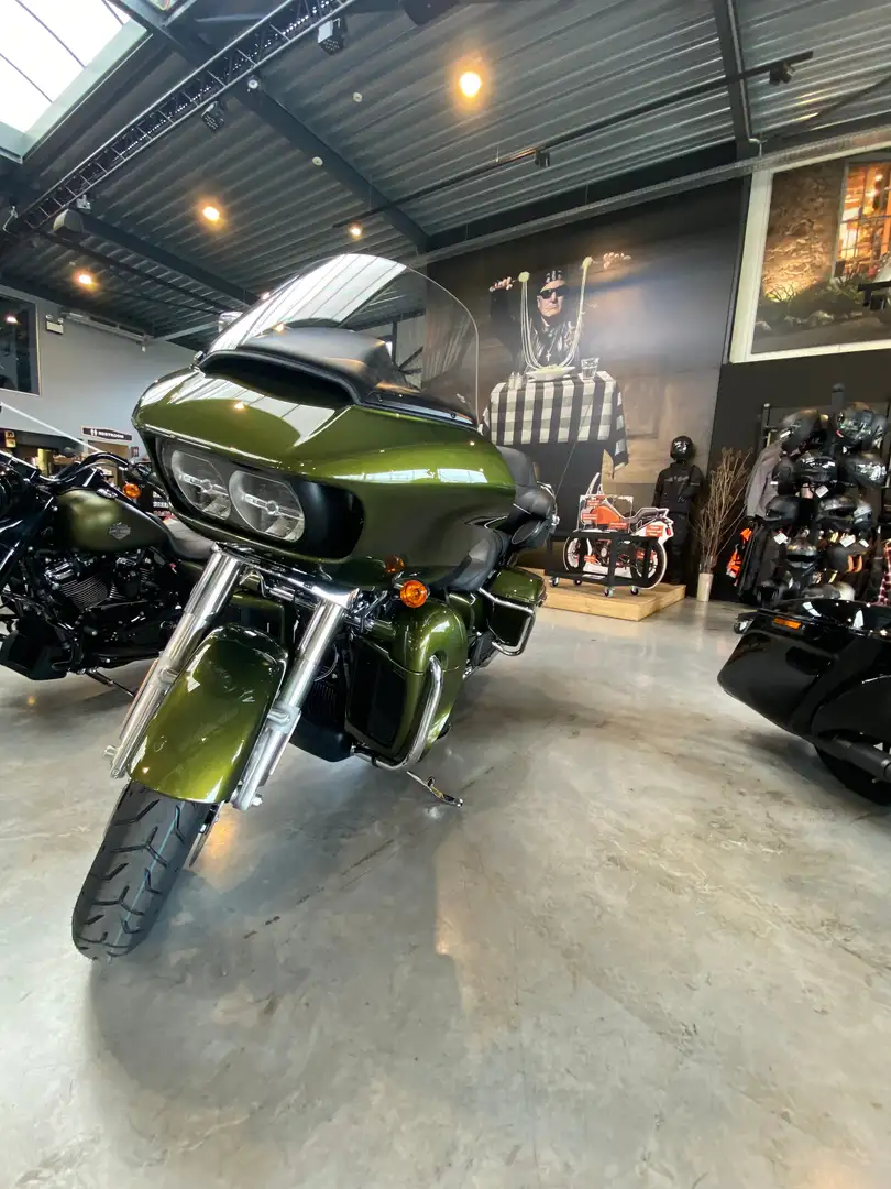 Harley-Davidson Street Glide Limited Green - 2