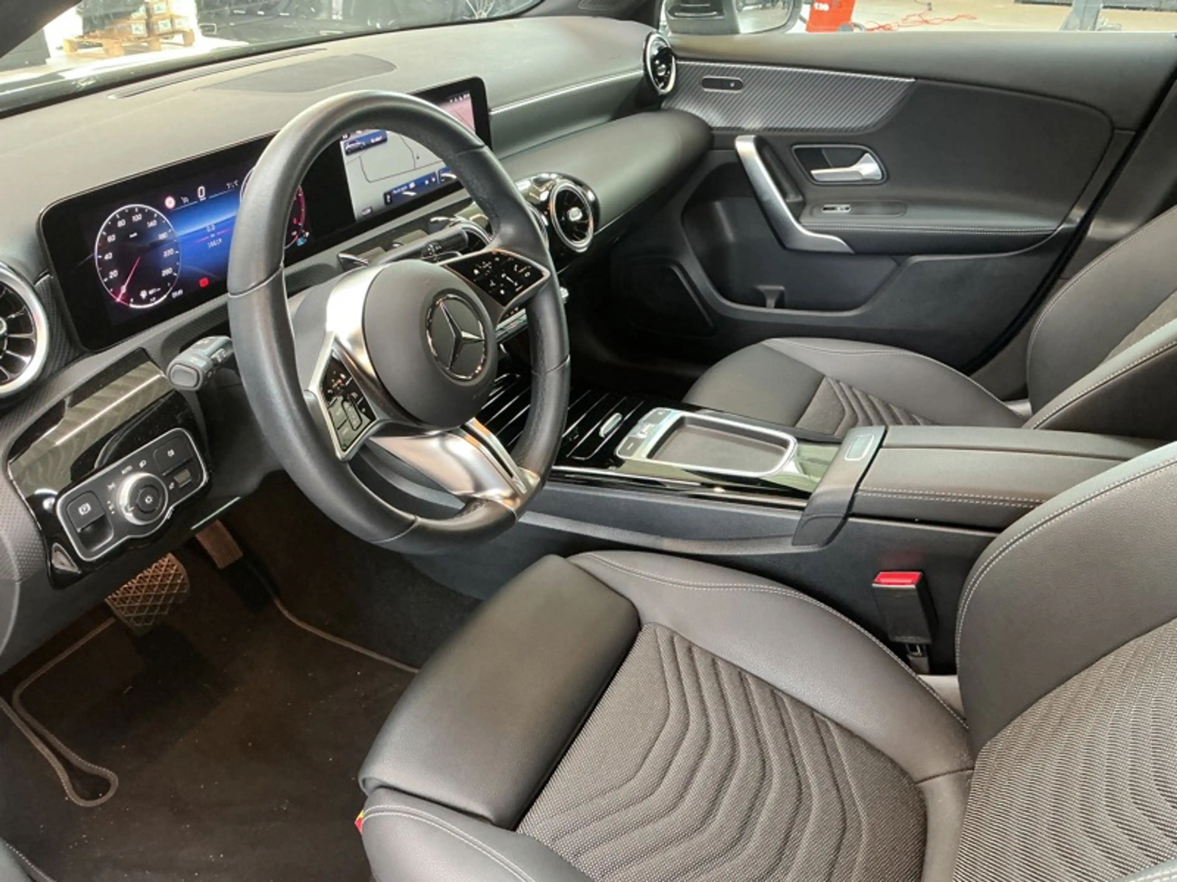 Mercedes-Benz A 180 d Luxury Line Facelift — photo 8