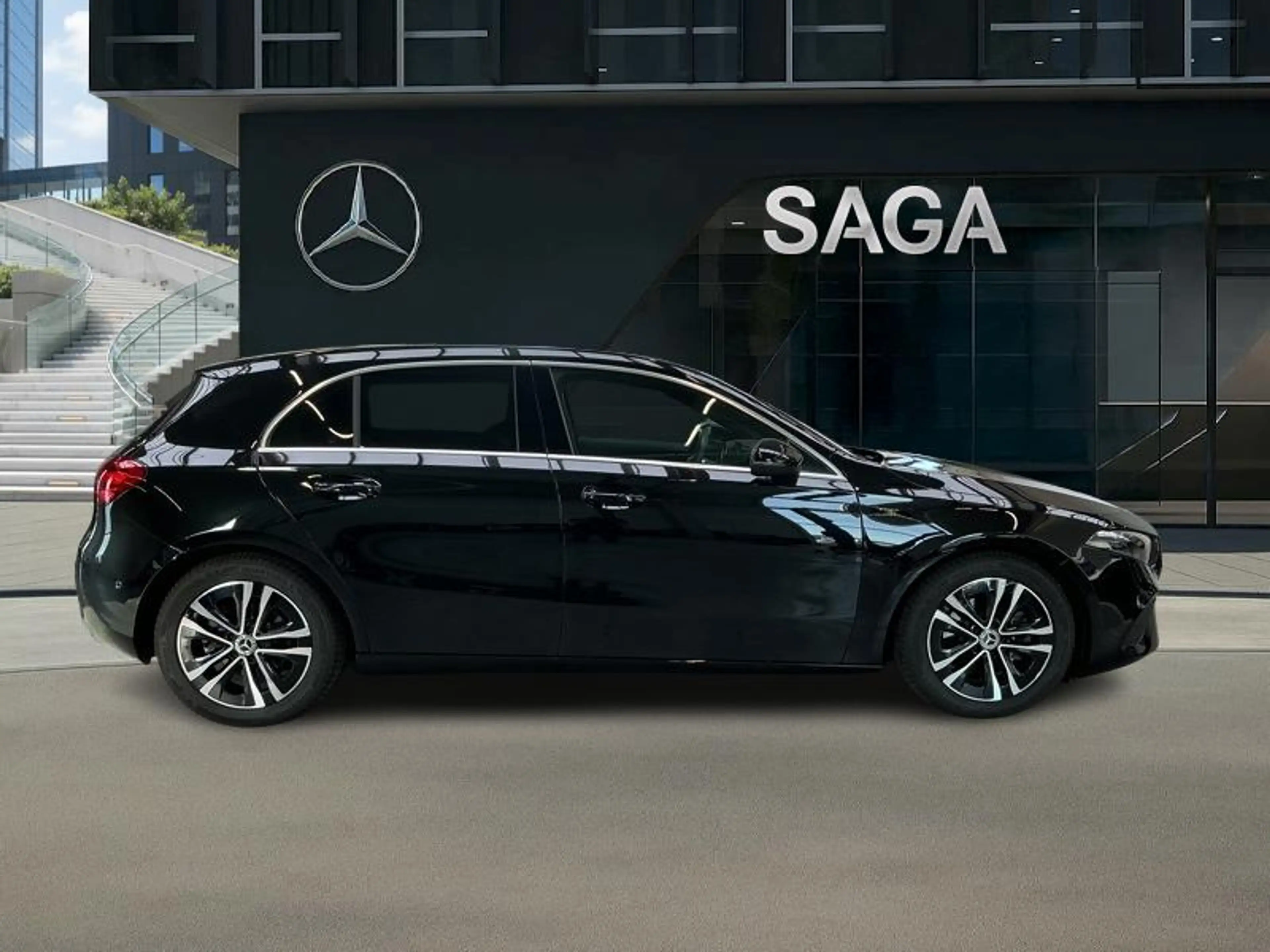 Mercedes-Benz A 180 d Luxury Line Facelift — photo 4