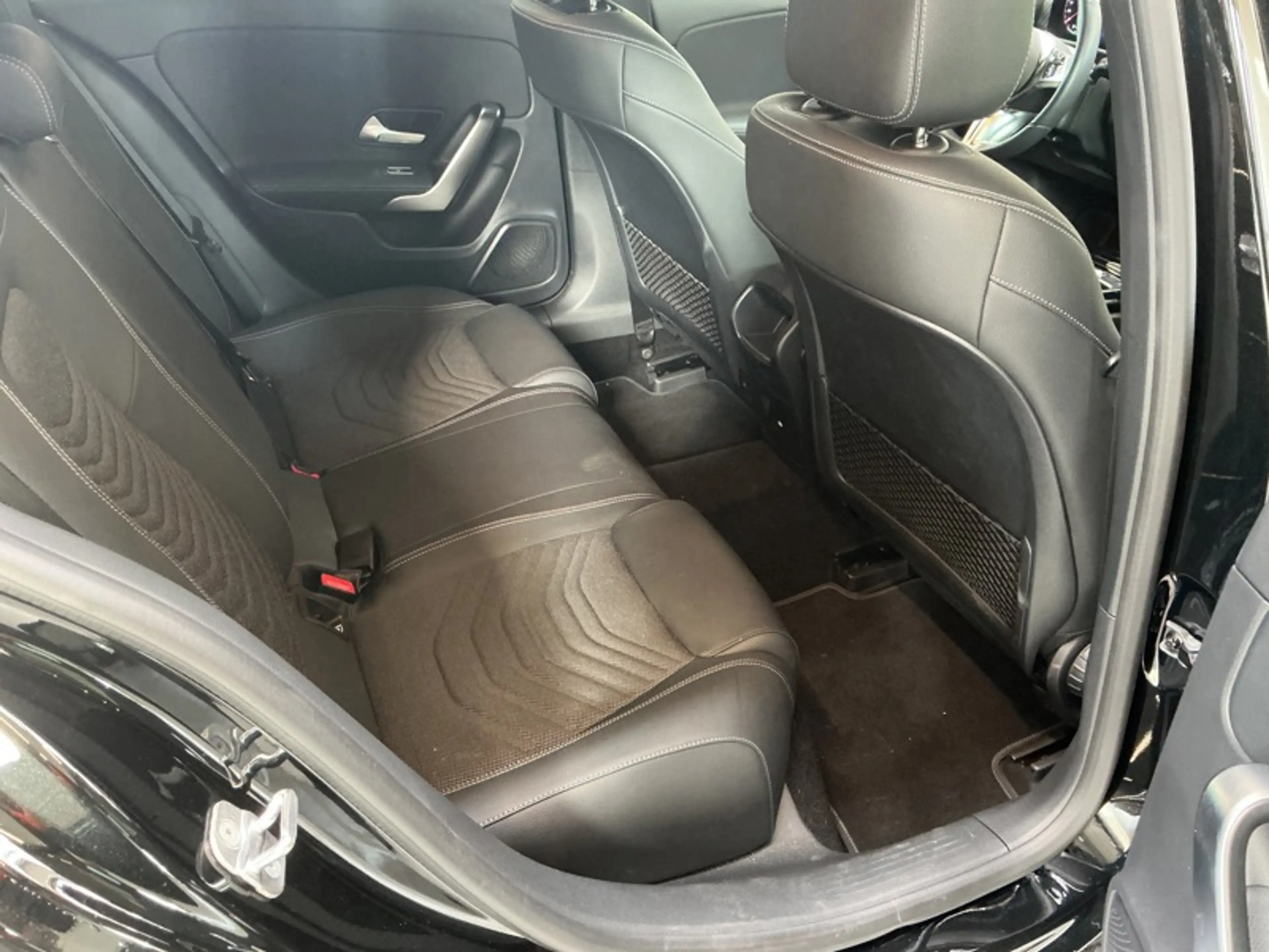 Mercedes-Benz A 180 d Luxury Line Facelift — photo 12