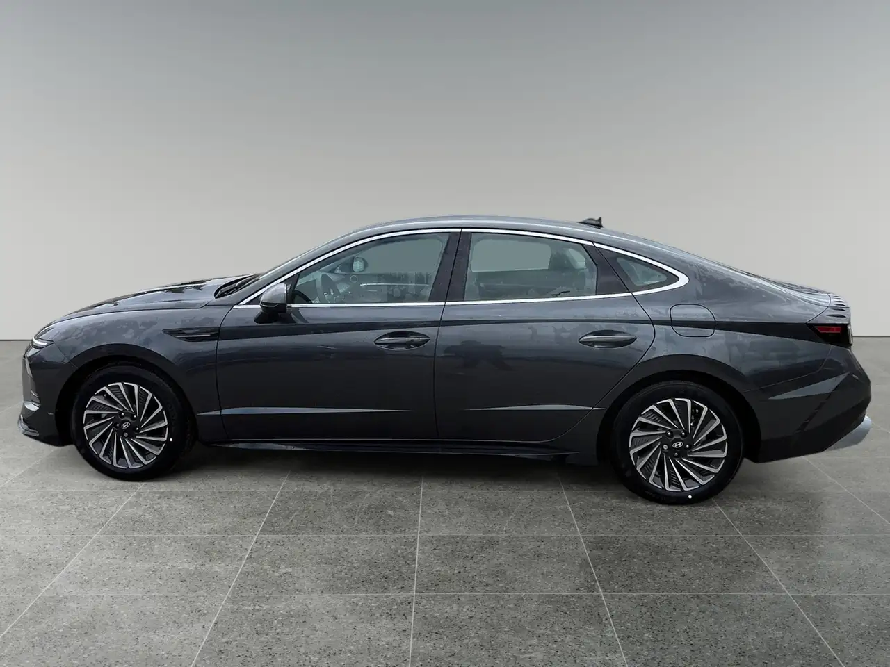 Hyundai SONATA снимка Hyundai SONATA