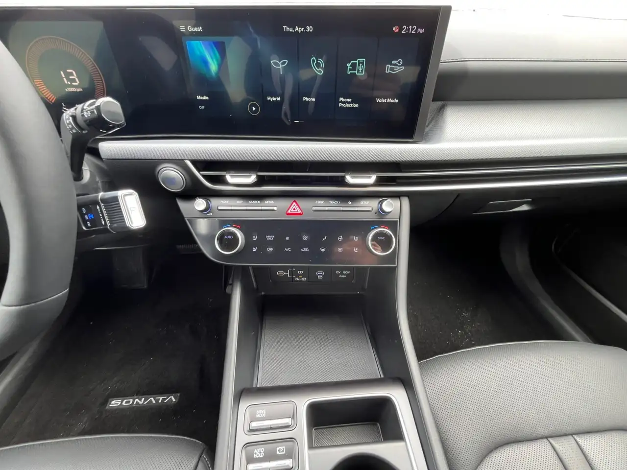 Hyundai SONATA снимка Hyundai SONATA