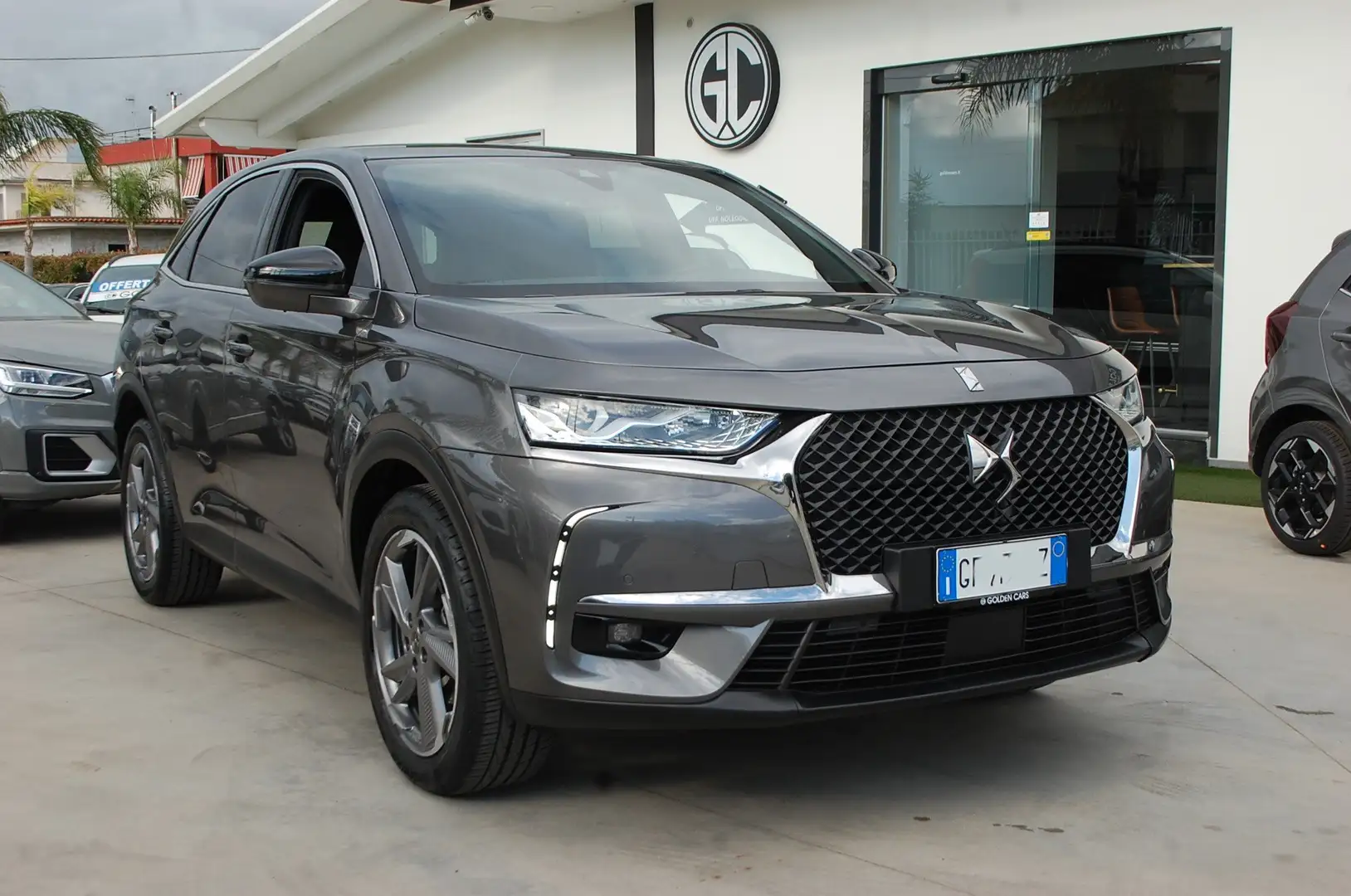 DS Automobiles DS 7 Crossback 1.5 bluehdi Business 130CV auto Lega Uff Italy USB Gris - 1