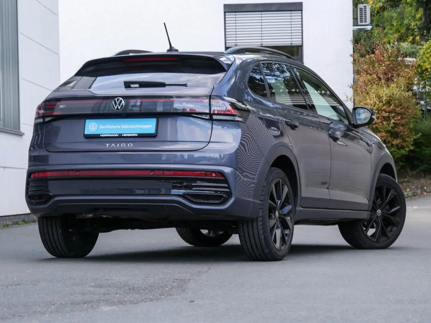 Volkswagen Taigo 1.0 TSI R-Line LED-Matrix AHK Rear View Grau - 2