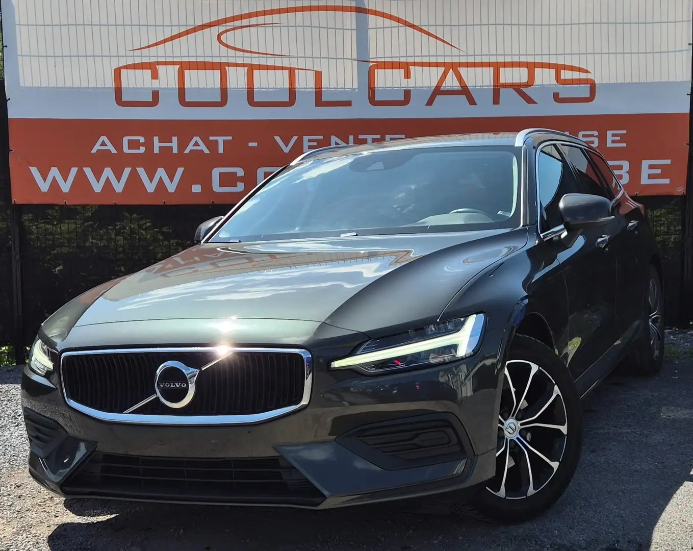 Volvo V60 V60 2.0 D3 -EU6D-GARANTIE 1AN-GPS-CUIR-PARK SENSOR Gris - 1