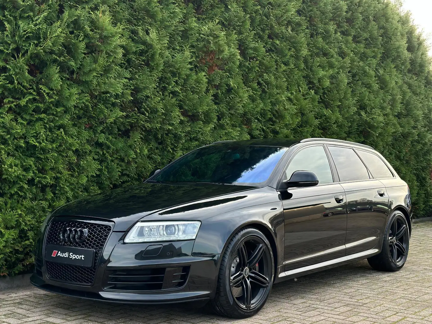 Audi RS6 Avant 5.0 TFSI V10 Youngtimer Black Edition Negru - 2