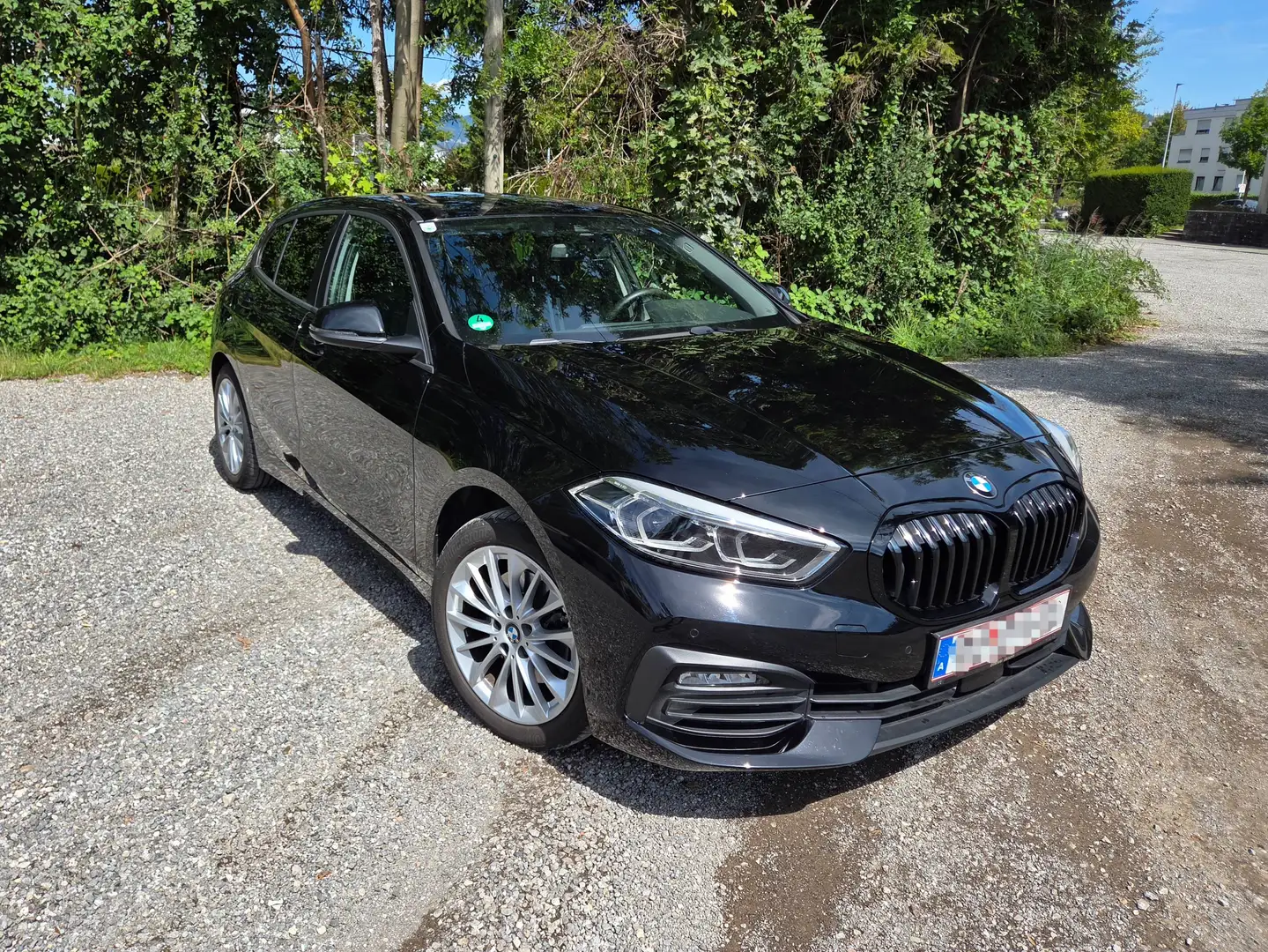 BMW 118 118d (F40) Advant. | Aut. | LED | Sportsitze | RFK Schwarz - 1