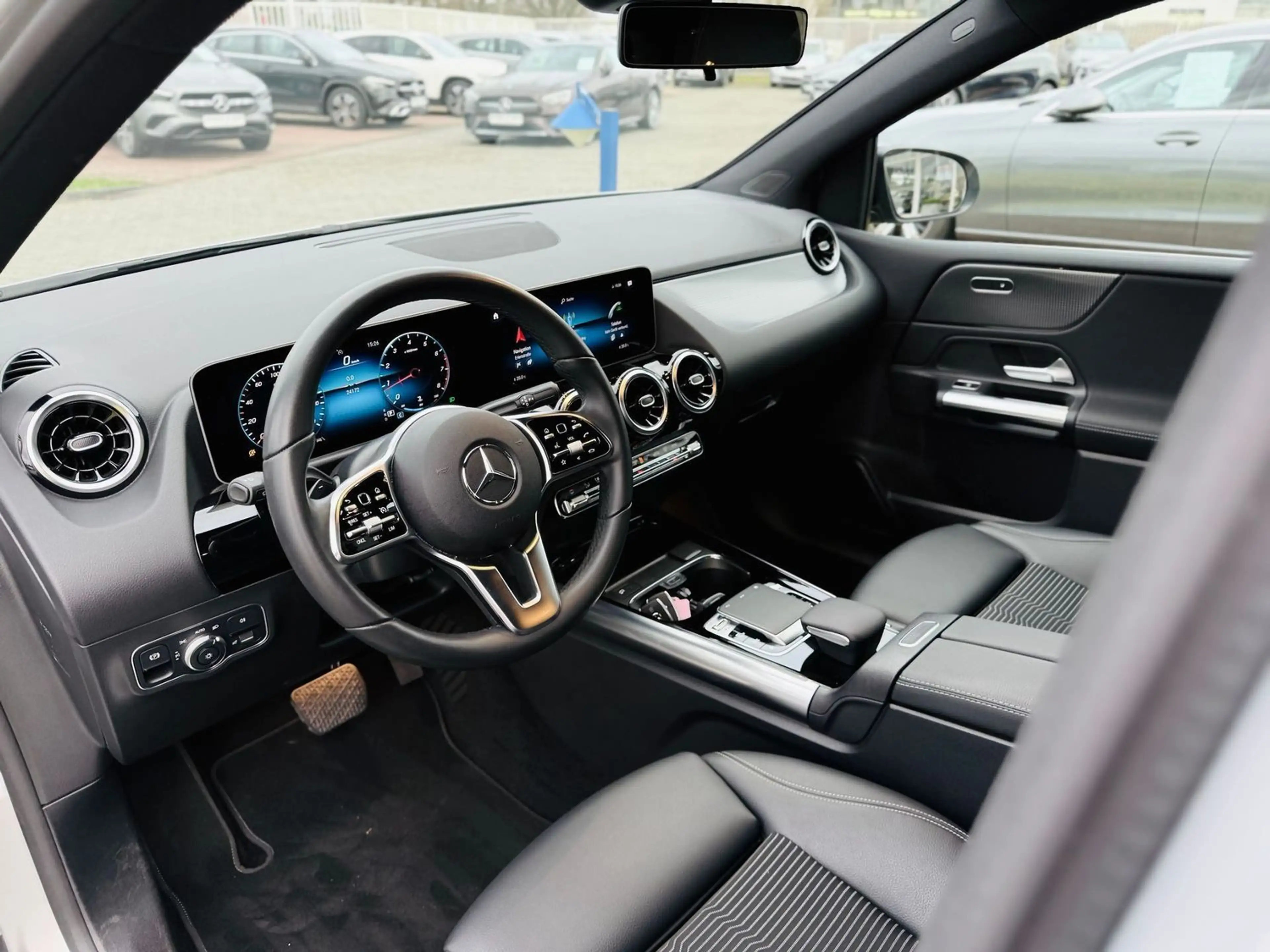 Mercedes-Benz B 180 PROGRESSIVE & NIGHT, Automatik, AHK, LED, Navi, SH — photo 7