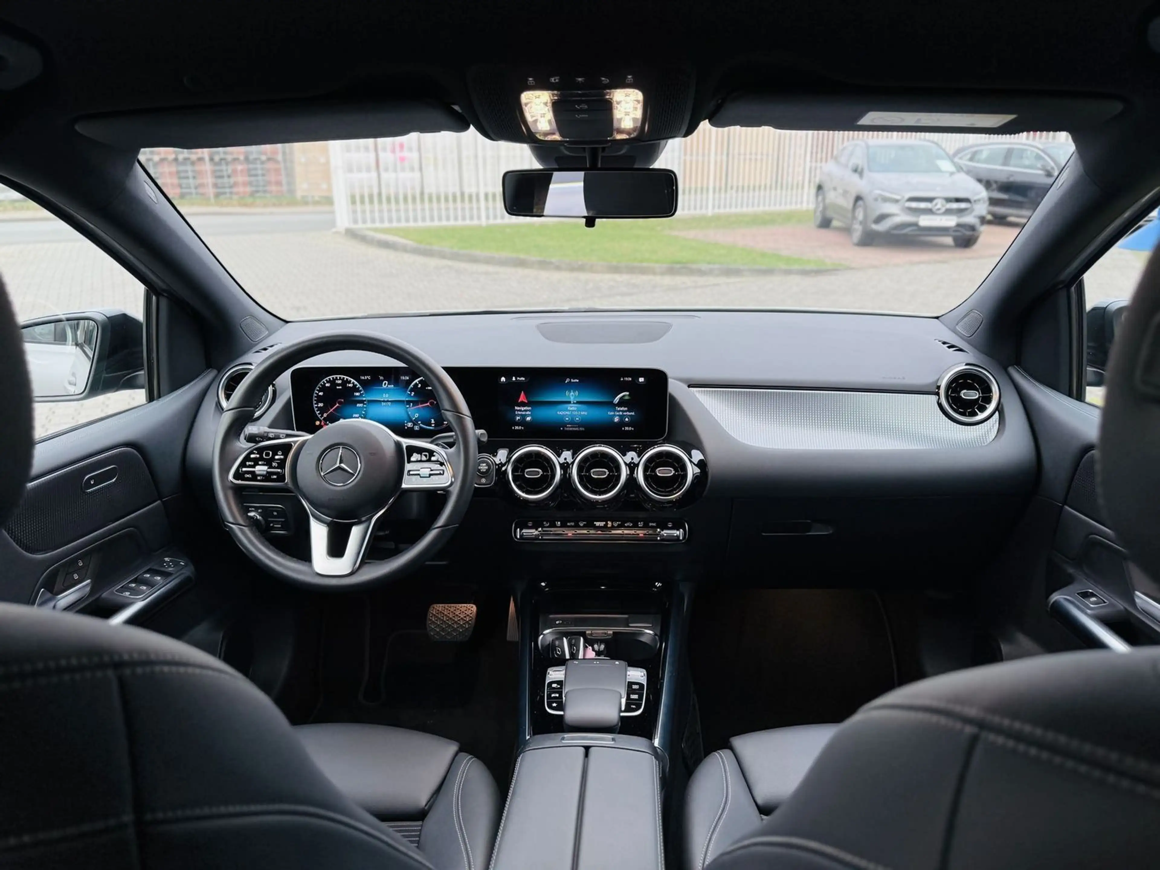 Mercedes-Benz B 180 PROGRESSIVE & NIGHT, Automatik, AHK, LED, Navi, SH — photo 10