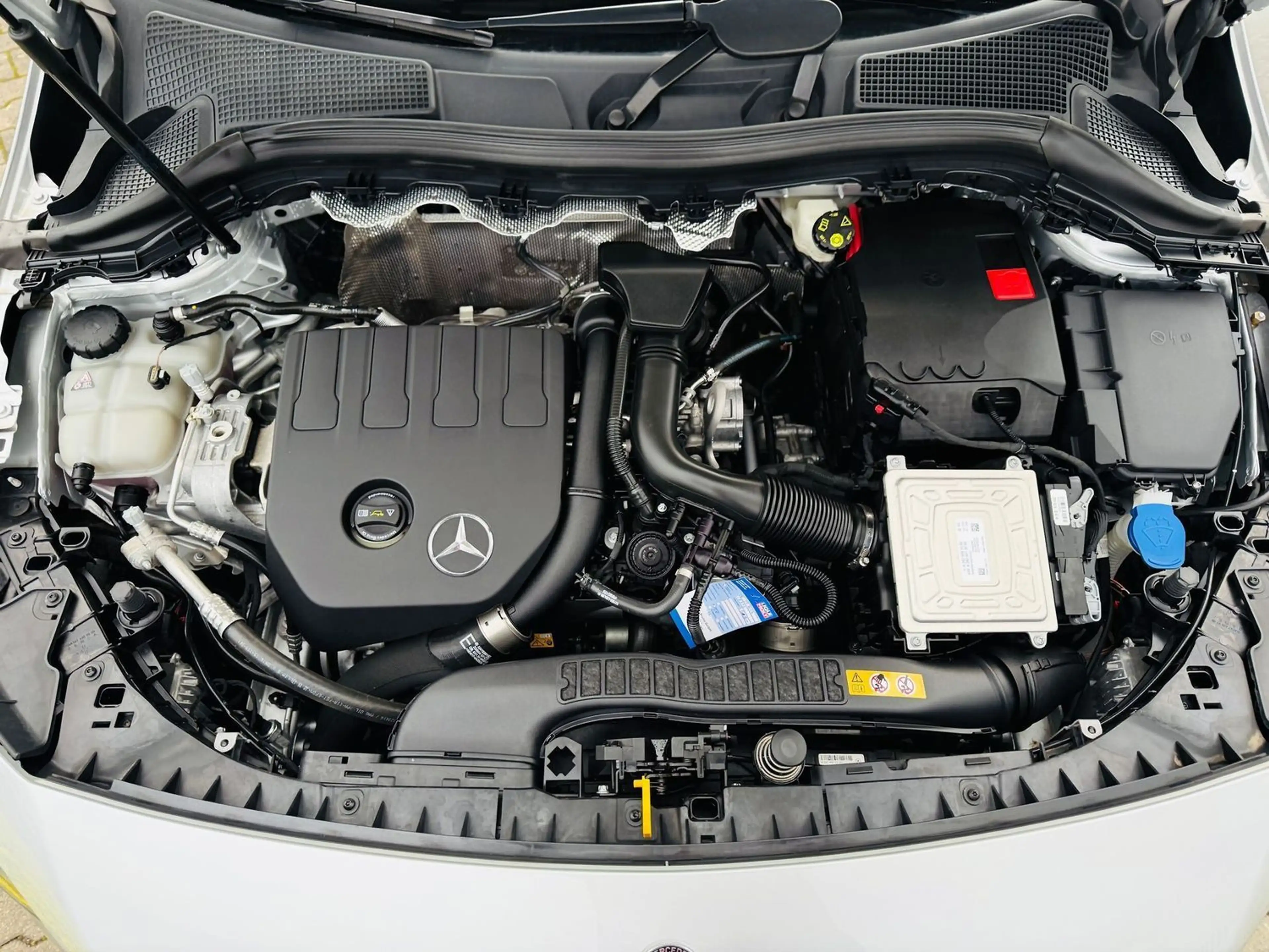 Mercedes-Benz B 180 PROGRESSIVE & NIGHT, Automatik, AHK, LED, Navi, SH — photo 20