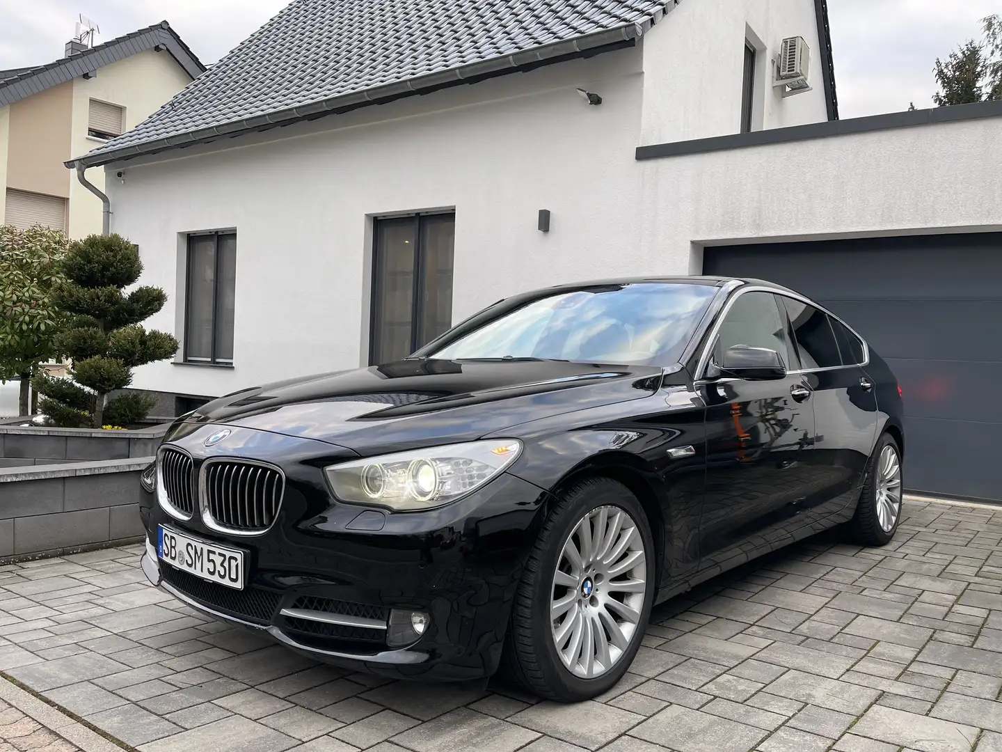 BMW 530 530d xDrive Gran Turismo - 1