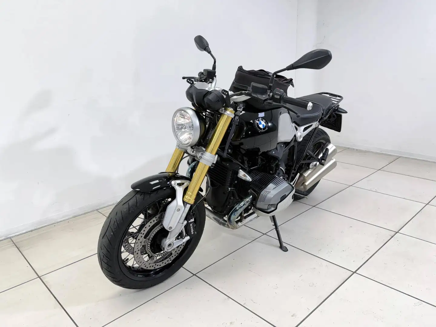 BMW R nineT Schwarz - 2