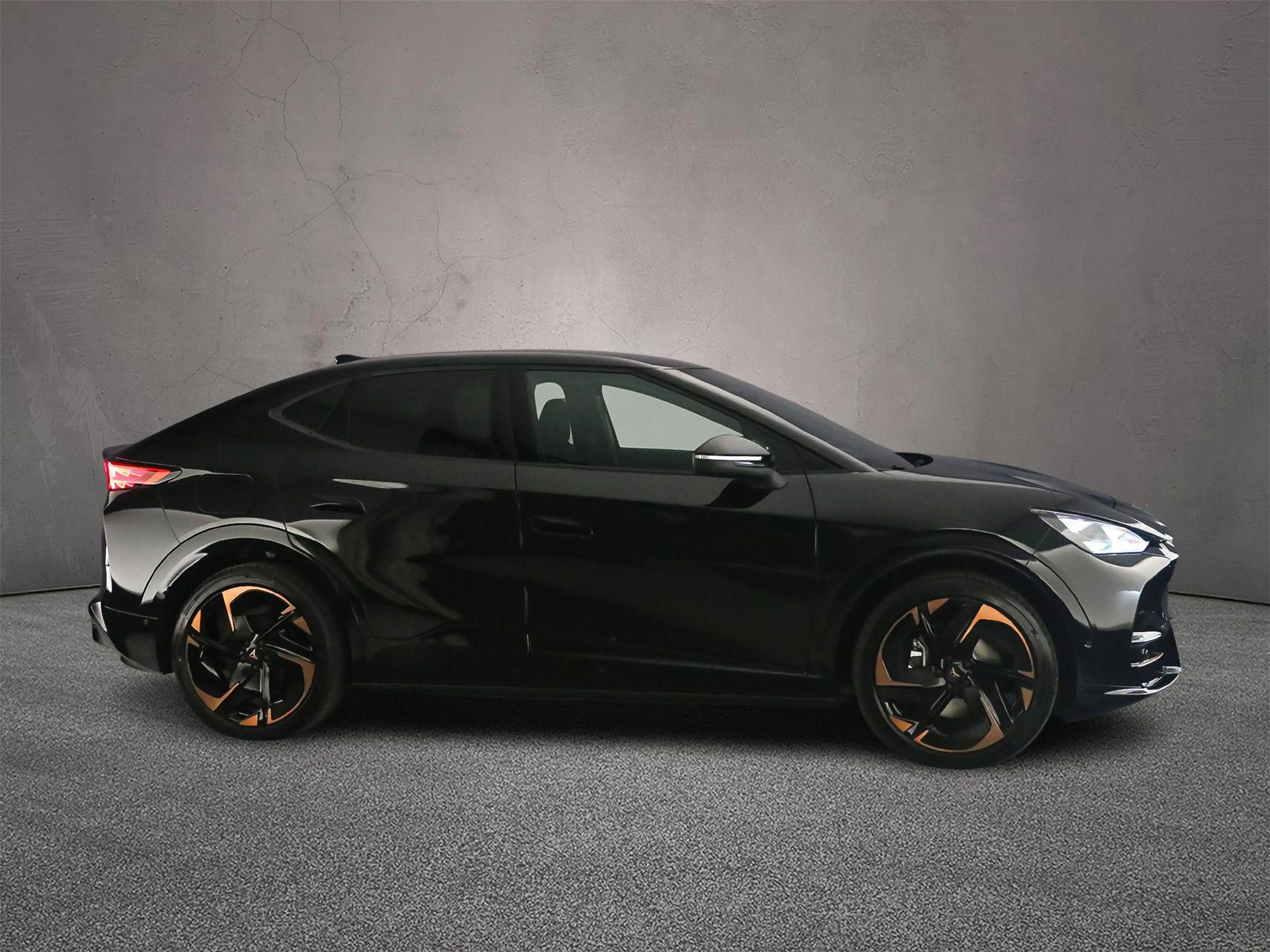 CUPRA Tavascan Adrenaline 82 kWh 286pk Automaat Panoramadak, Adap — photo 9