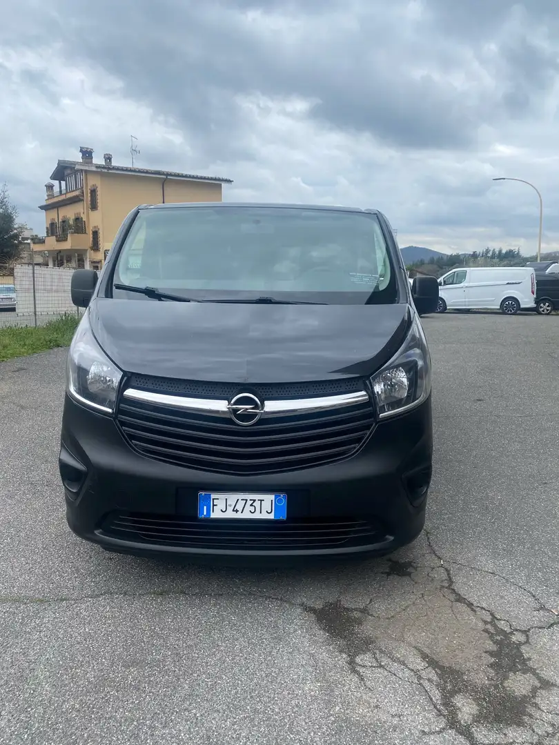 Opel Zafira Vivaro 9 posti crna - 1