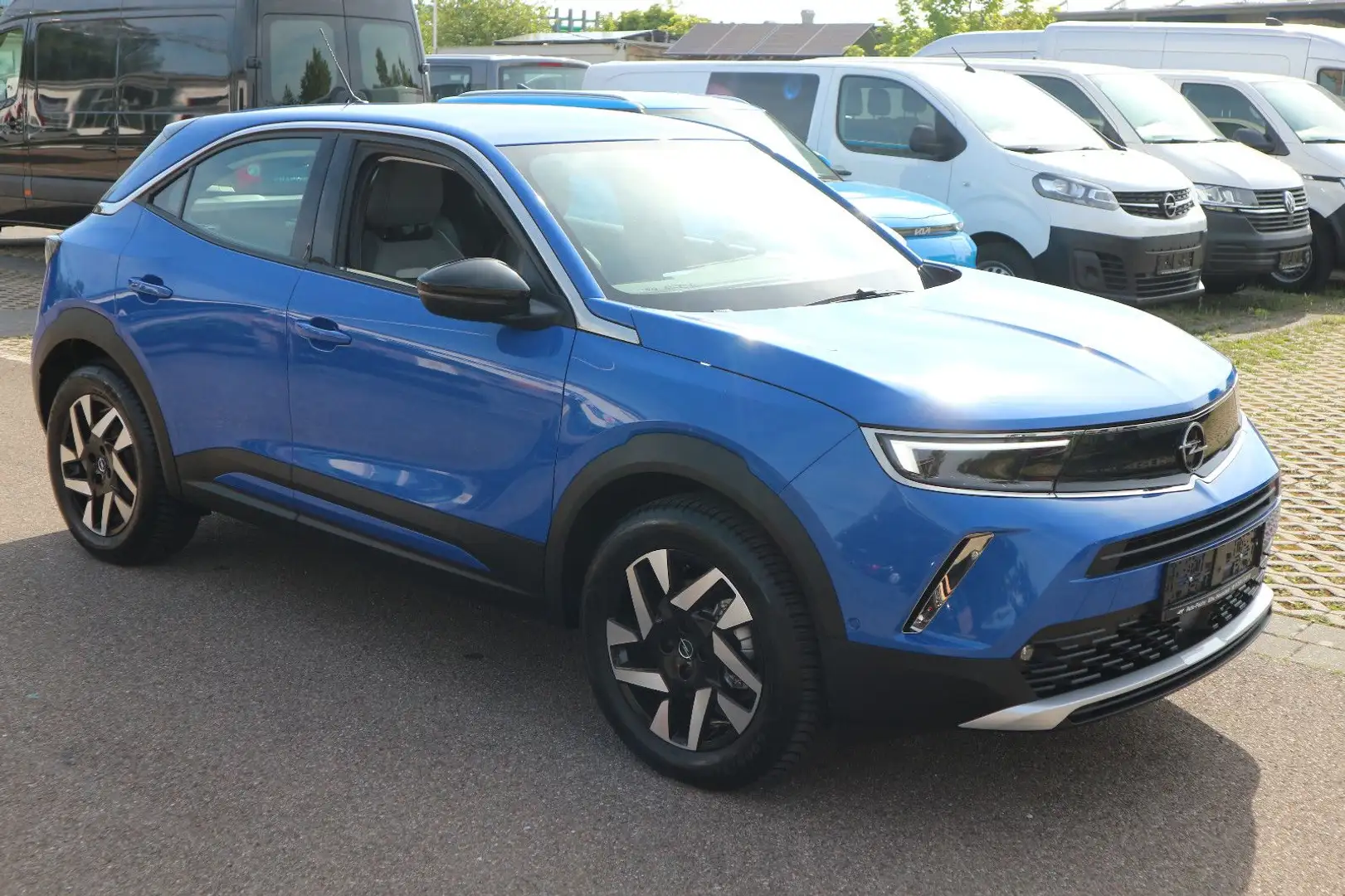 Opel Mokka-E Elegance 50kWh Wärmepumpe Kamera LED Blauw - 2