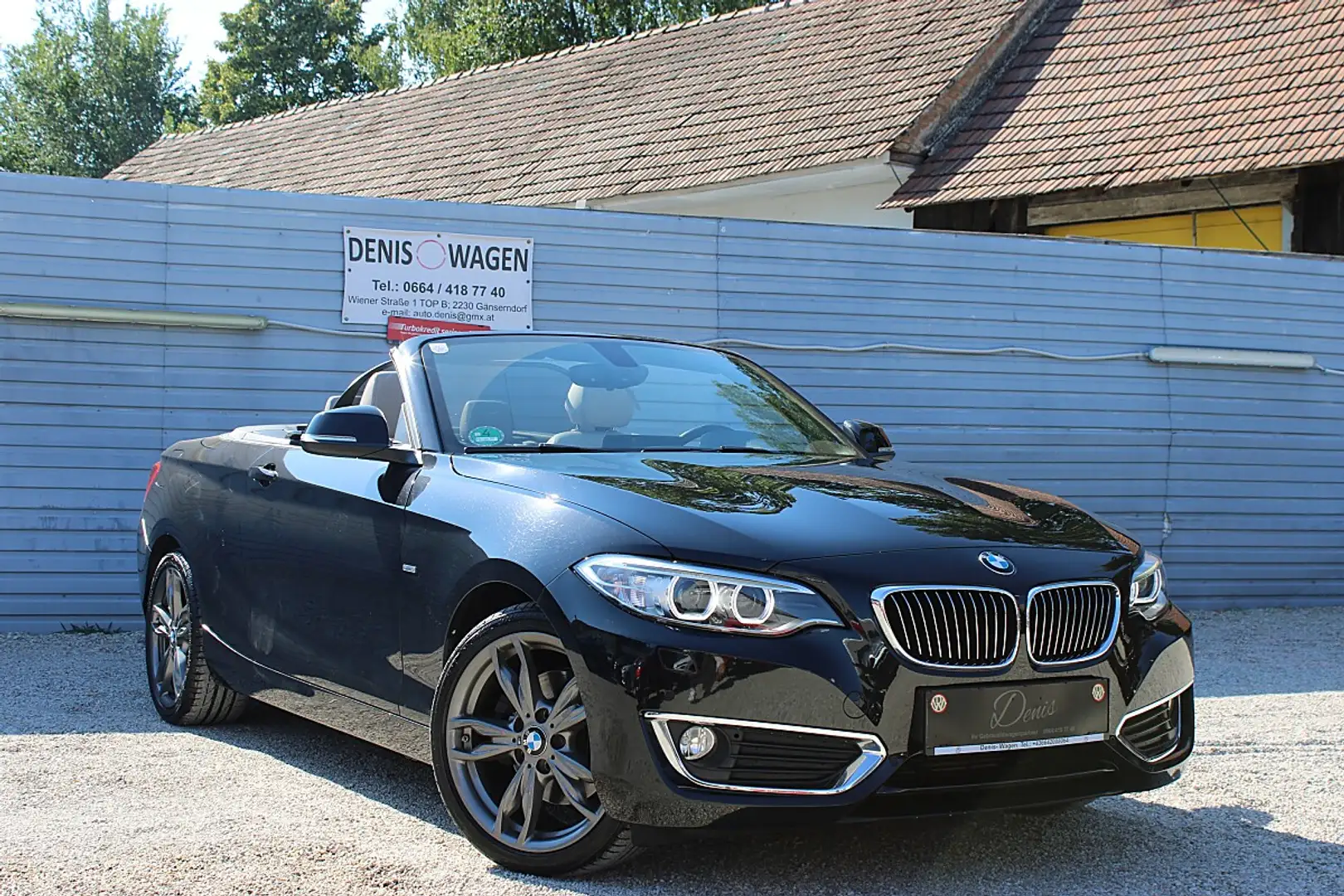 BMW 220 i Cabrio Sport Line Aut. Schwarz - 2