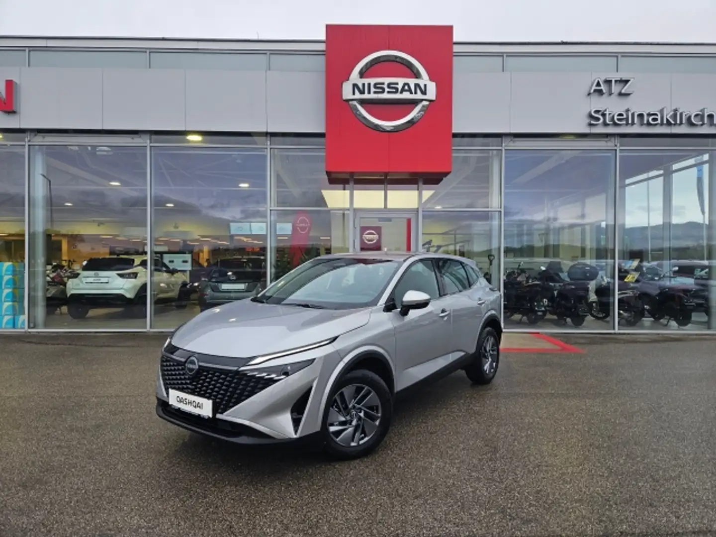 Nissan Qashqai ACENTA+ 1.3DIG-T MHEV 158PS XTRONIC Argent - 1