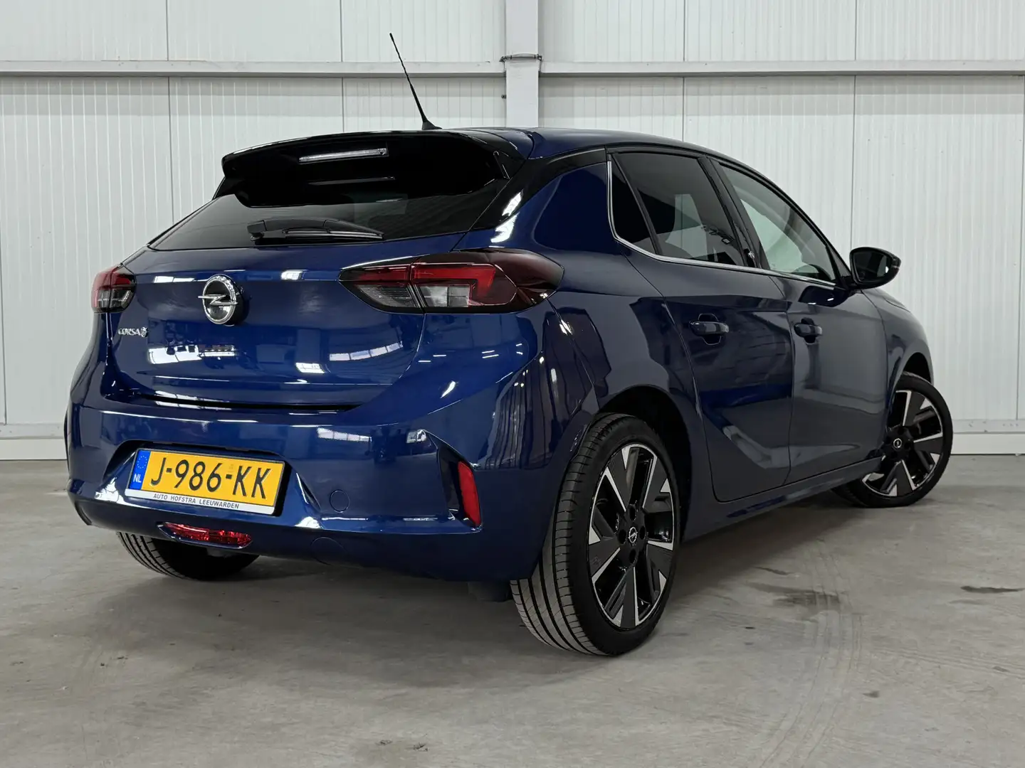 Opel Corsa-e Elegance 50 kWh DIGI-DASH KEY-LESS NAVI CLIMA 3-FA Blauw - 2