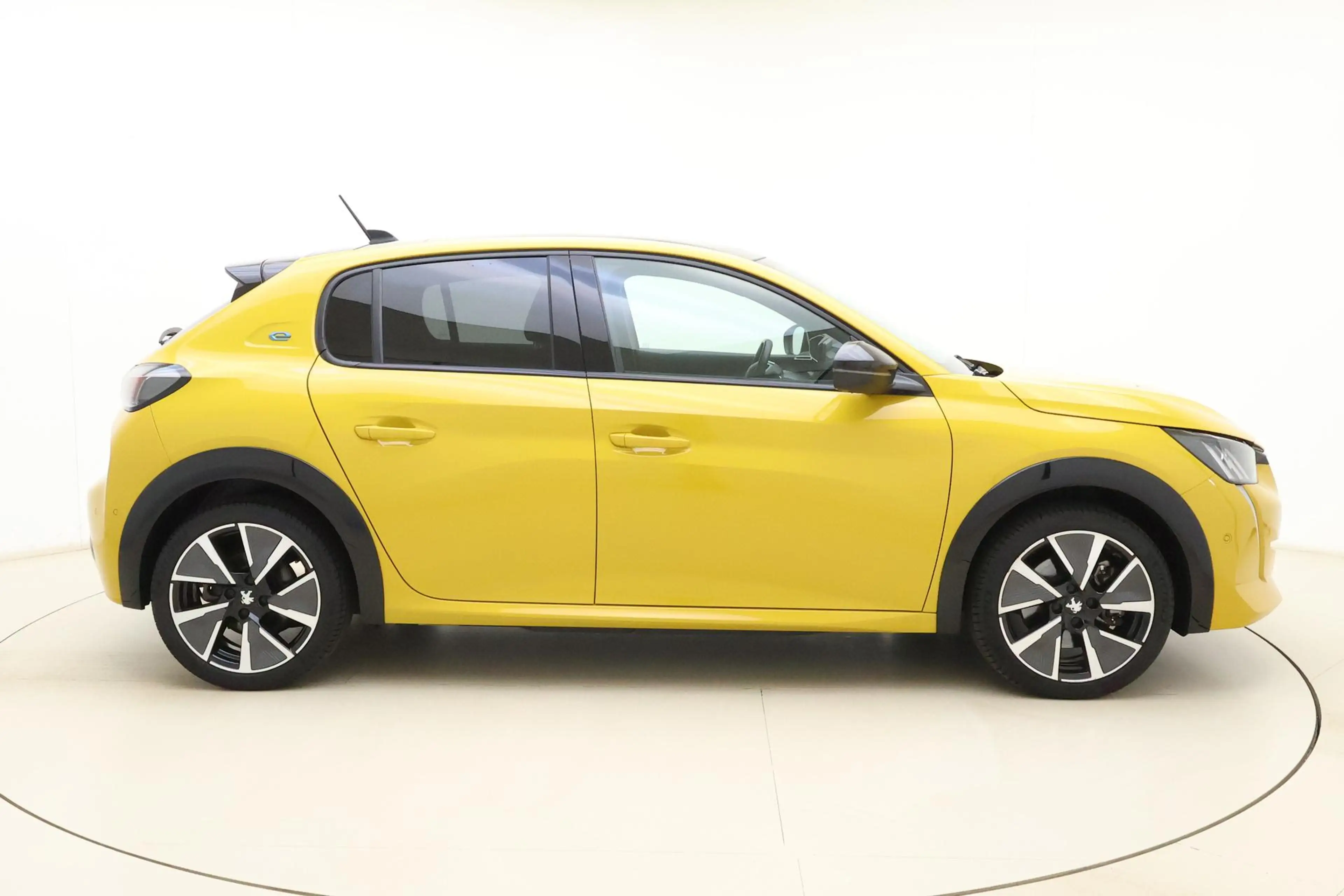 Peugeot e-208 EV GT Pack 50 kWh SOH 100% | 3fase | Panoramadak | — photo 10