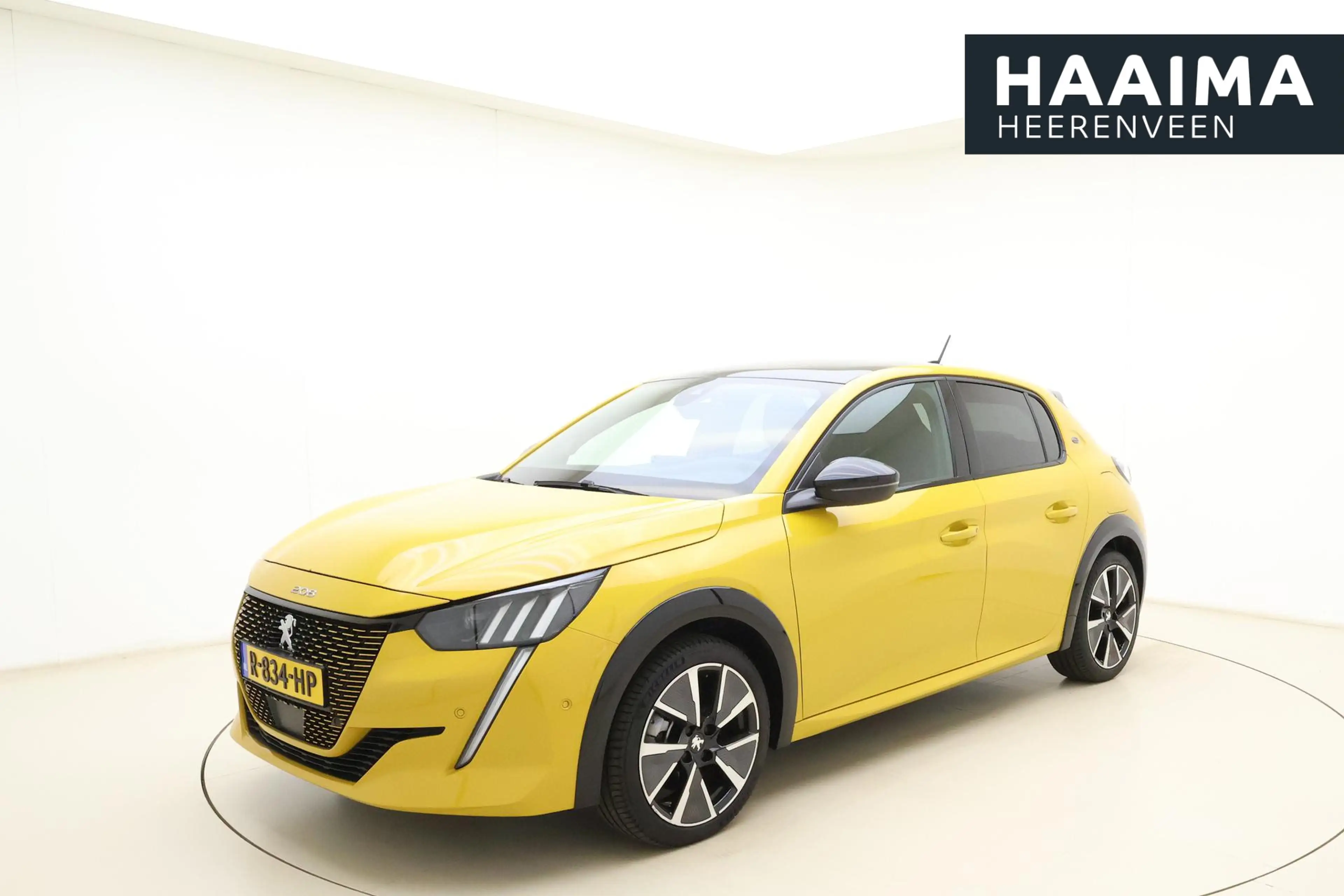 Peugeot e-208 EV GT Pack 50 kWh SOH 100% | 3fase | Panoramadak |