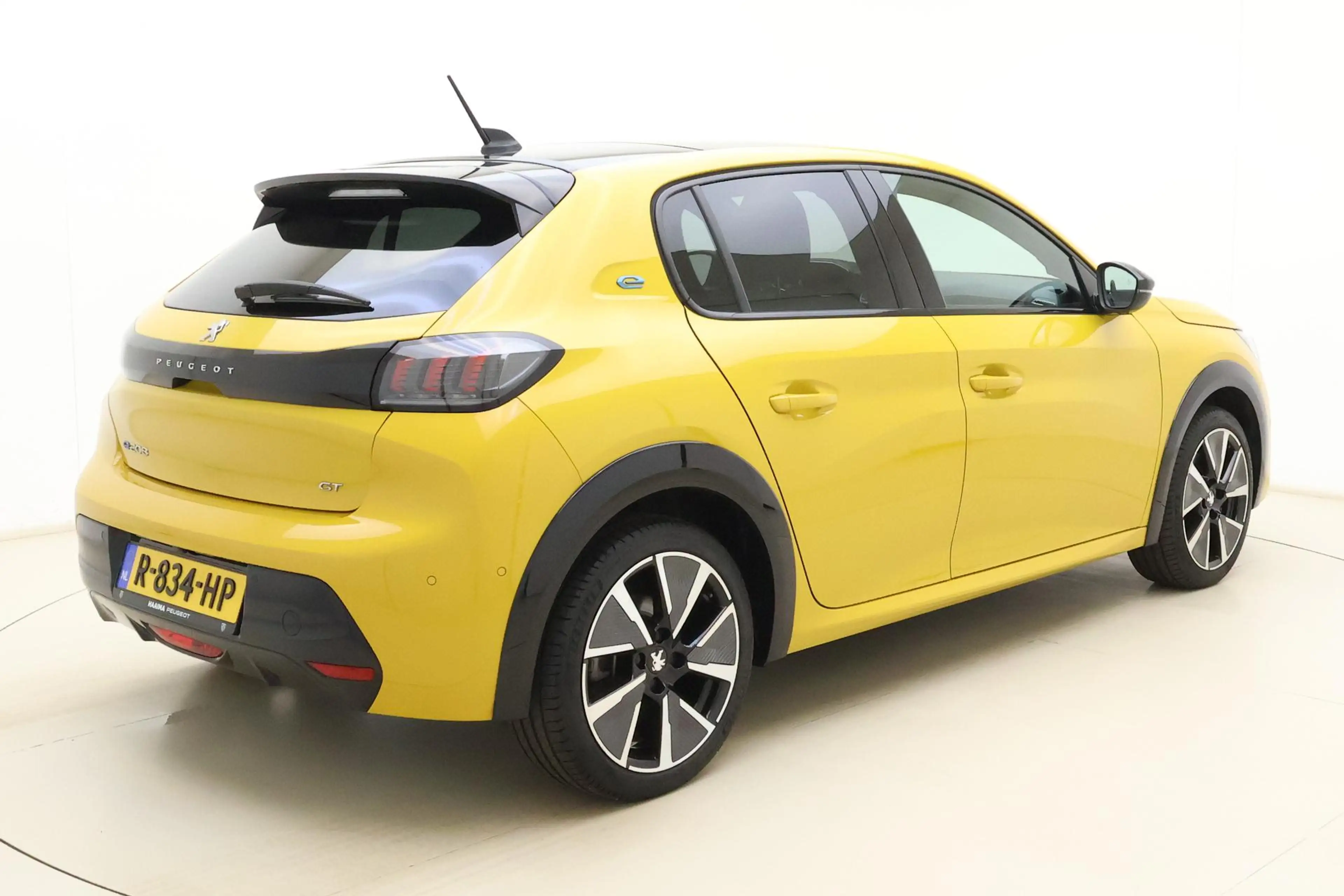 Peugeot e-208 EV GT Pack 50 kWh SOH 100% | 3fase | Panoramadak | — photo 2