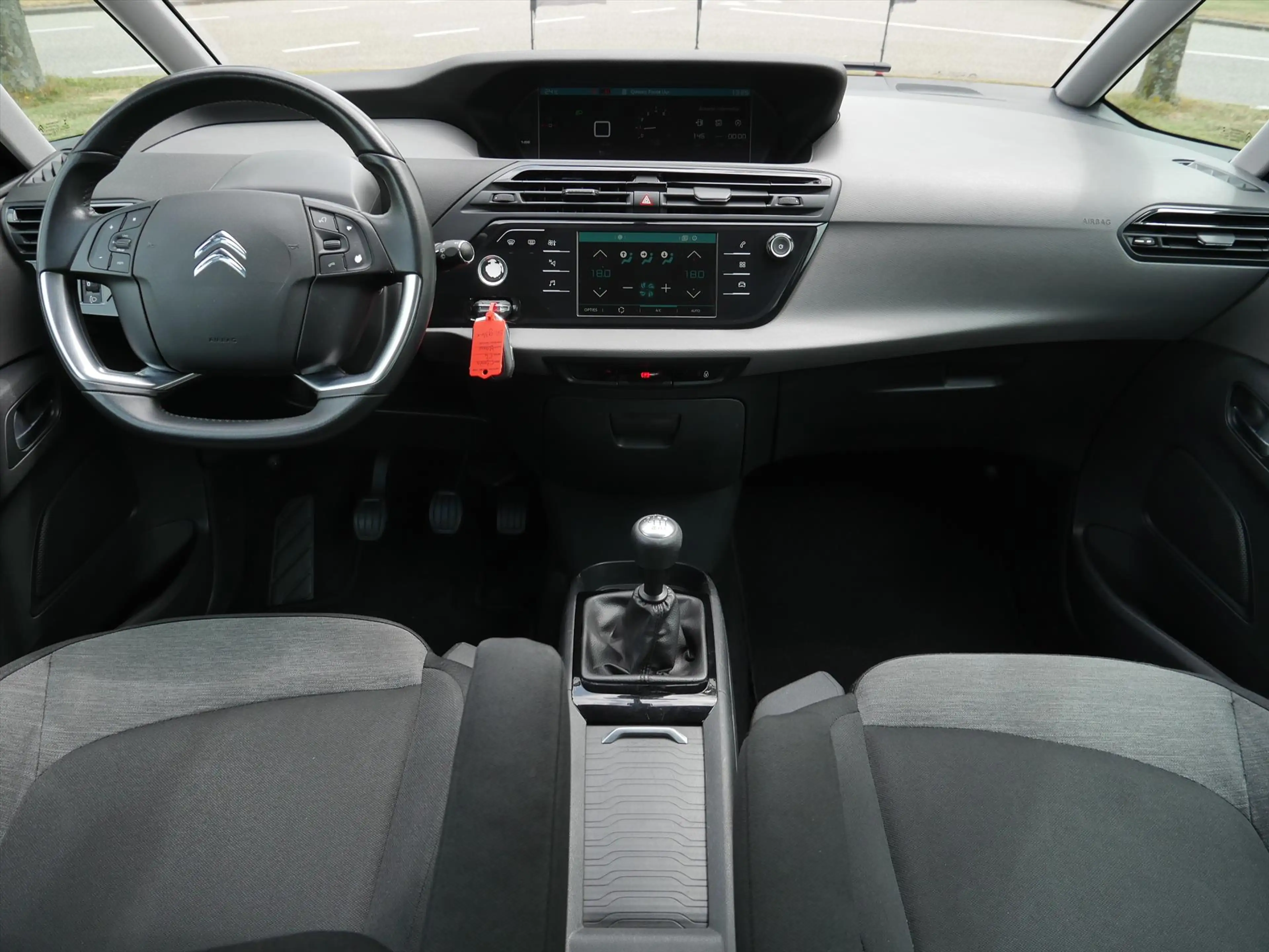Citroen Grand C4 Picasso 1.2 PureTech 130pk Business | 7 persoons | Trekhaa — photo 3