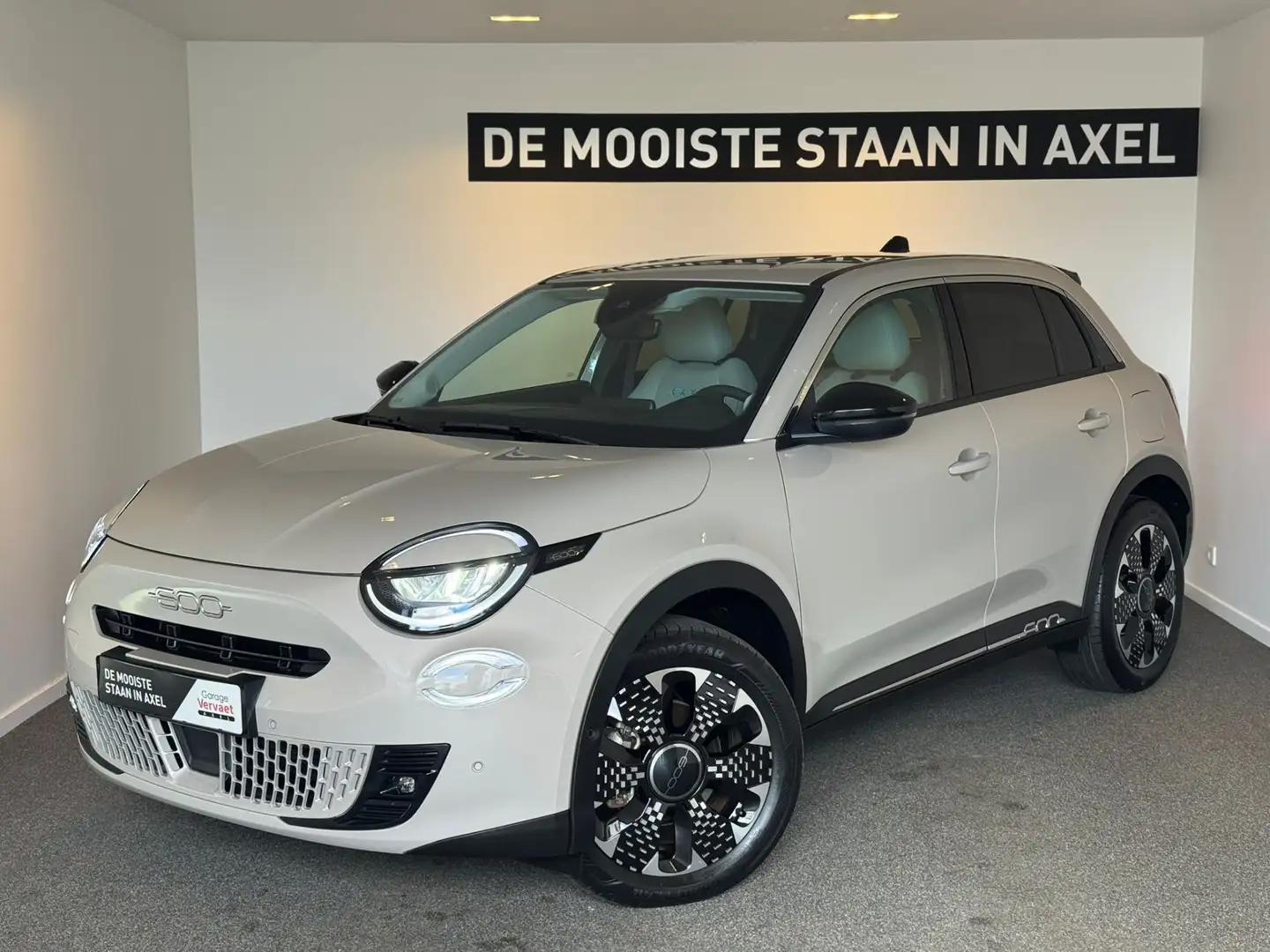 Fiat 600 1.2 Hybrid La Prima Gris - 1