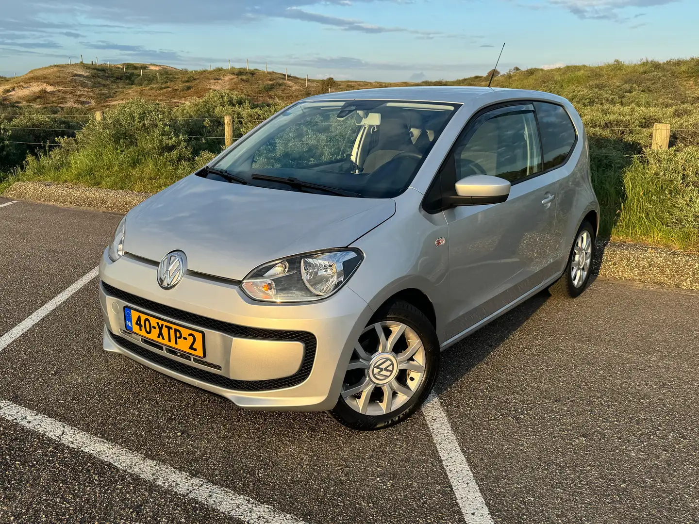 Volkswagen up! 1.0 BlueMotion move up! Airco Elektr ramen LM velg Zilver - 1