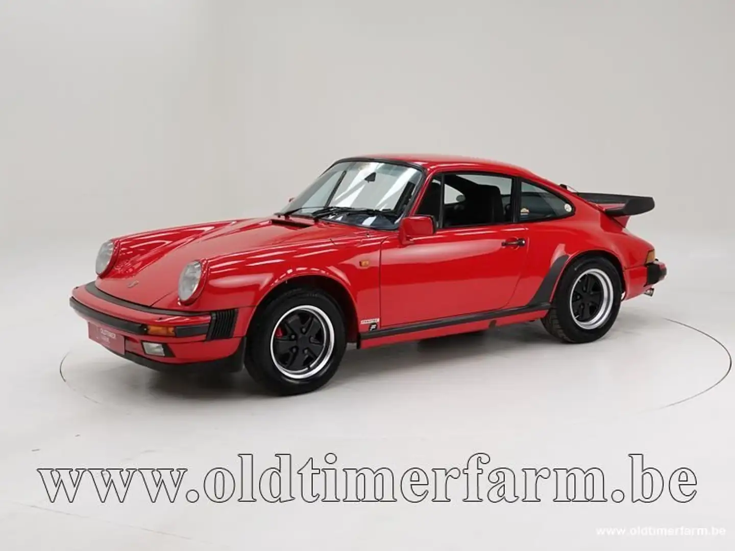 Porsche 911 3.0 SC Coupe '82 CH1487 Rouge - 1