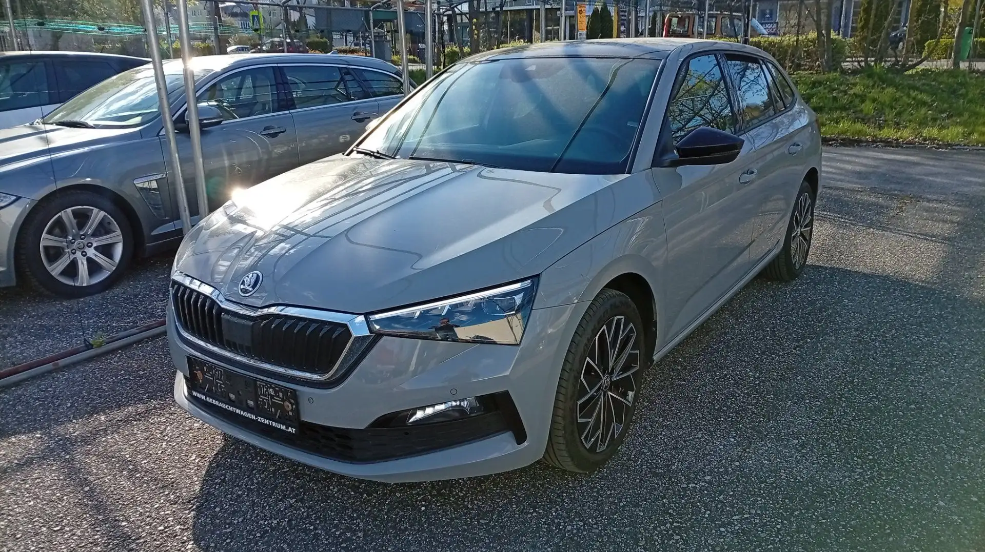 Skoda Scala 1.0 TSI Ambition OPF Grau - 1