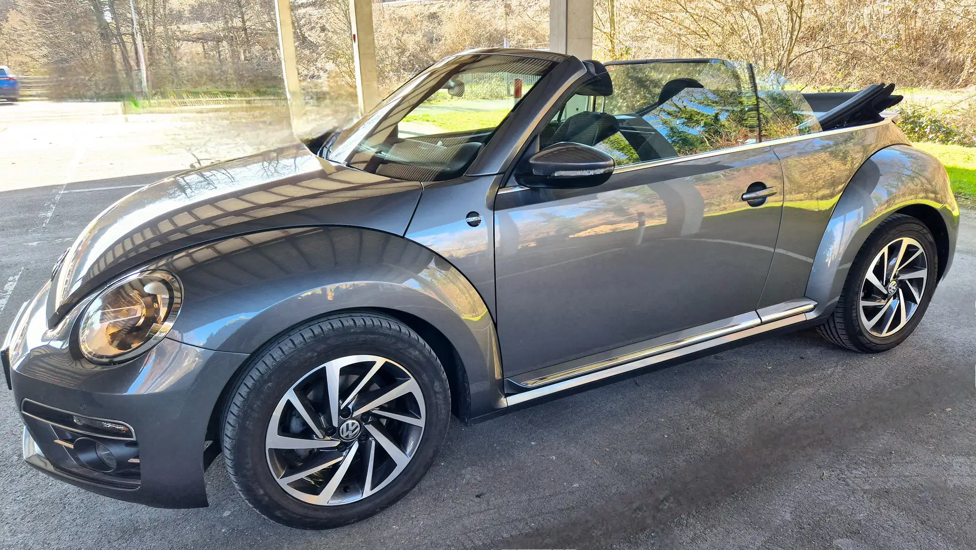 Volkswagen Beetle The Beetle Cabriolet 1.2 TSI (BlueMotion Tech) Sou Grau - 1