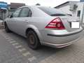Ford Mondeo 1.8  Verkauf nur an Export Silber - thumbnail 12