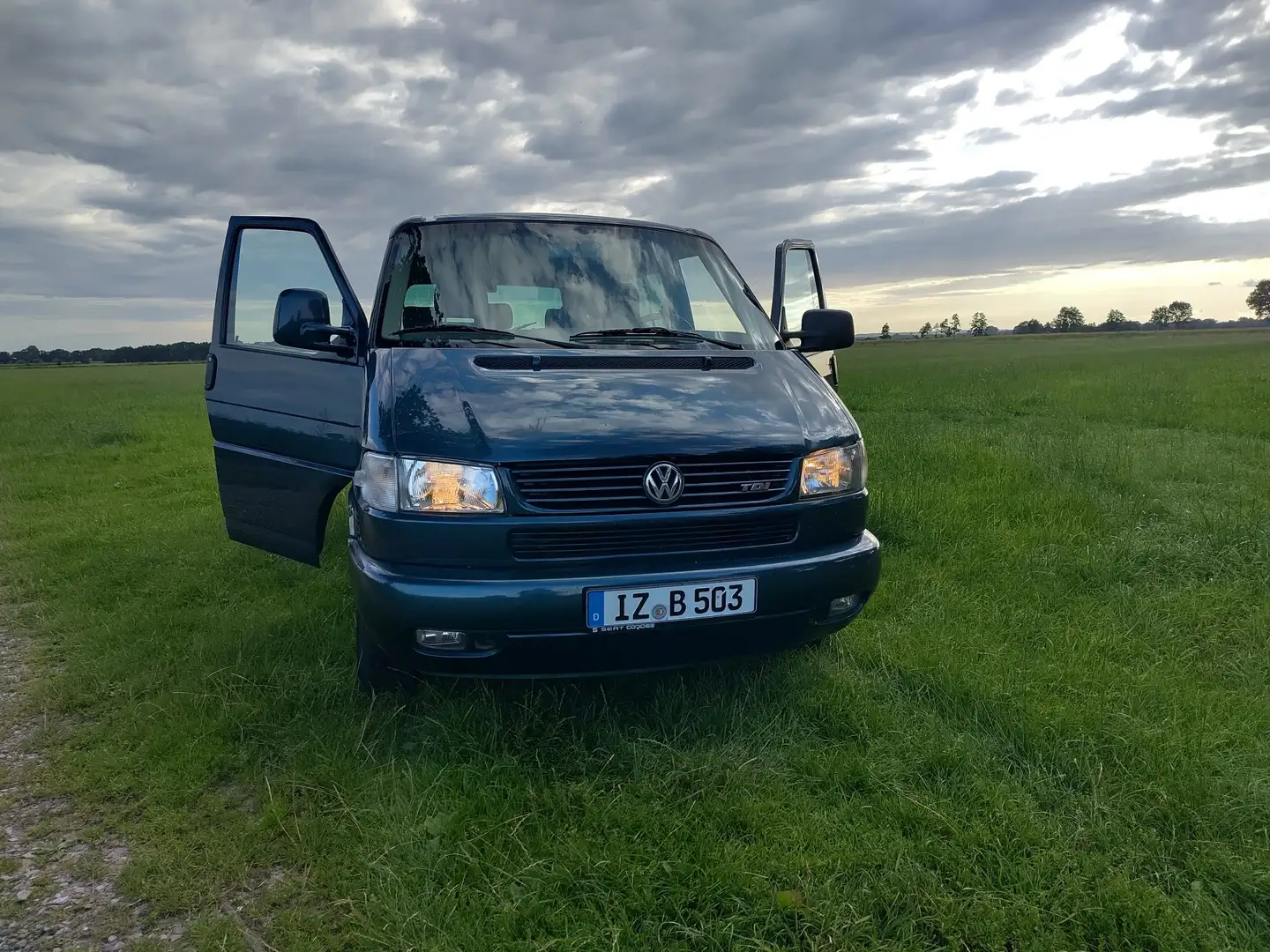 Volkswagen T4 Multivan TDI Generation - 1
