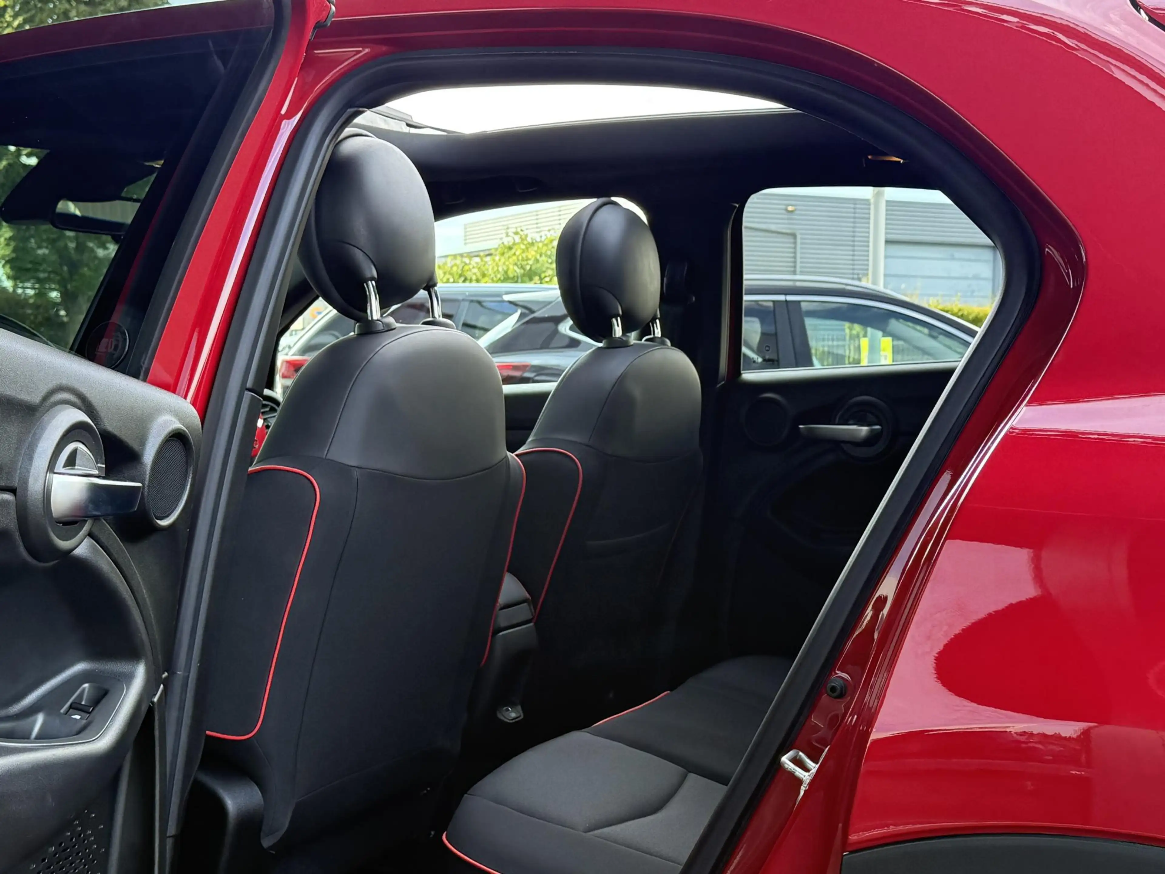 Fiat 500X 1.5 Hybrid RED Cabrio Automaat Navi Camera Carplay — photo 16