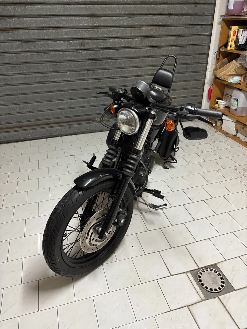 Harley-Davidson Sportster 1200 Чорний - 1
