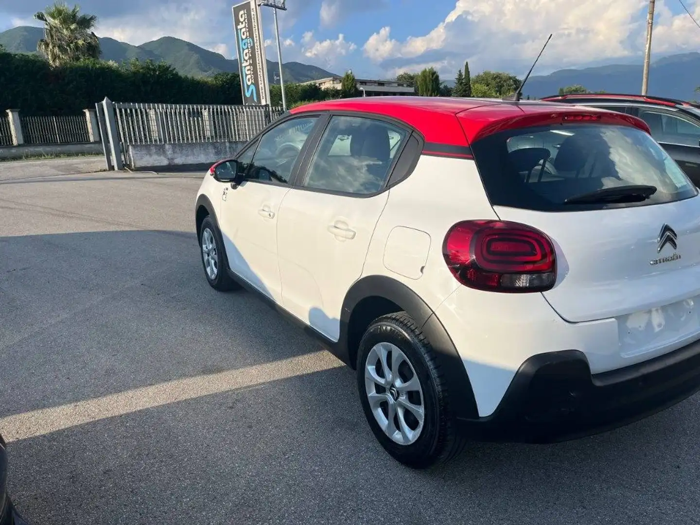 Citroen C3 PureTech 82 Shine Bianco - 2