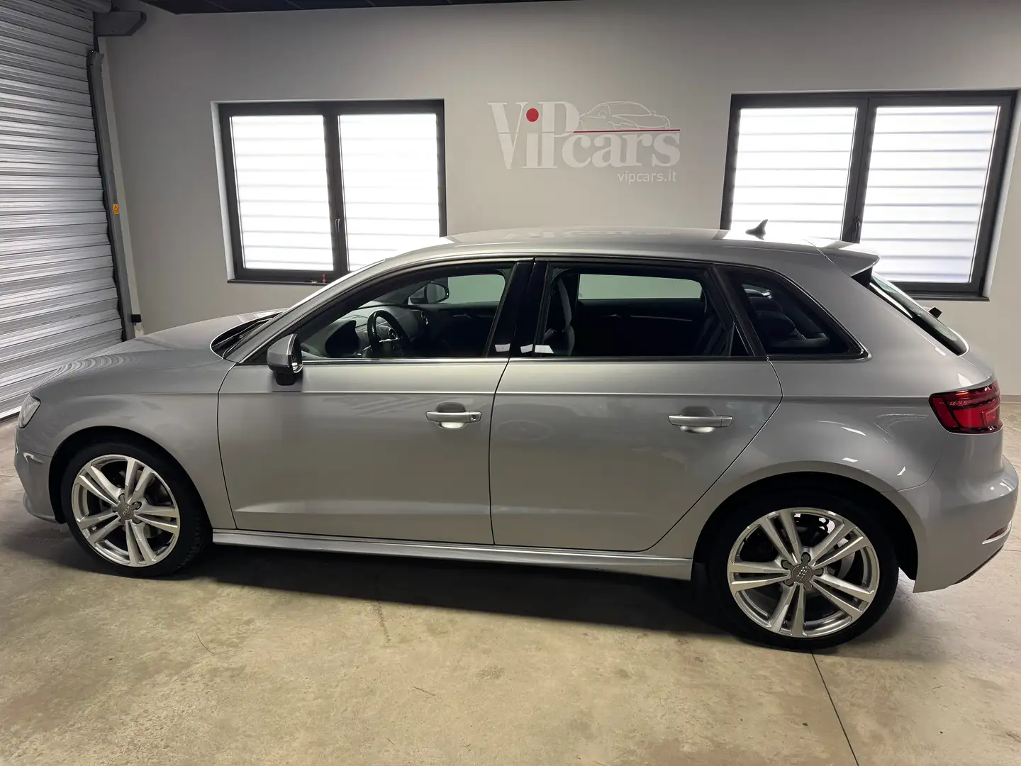 Audi A3 A3 Sportback 40 1.4 tfsi e-tron Admired s-tronic Gris - 2