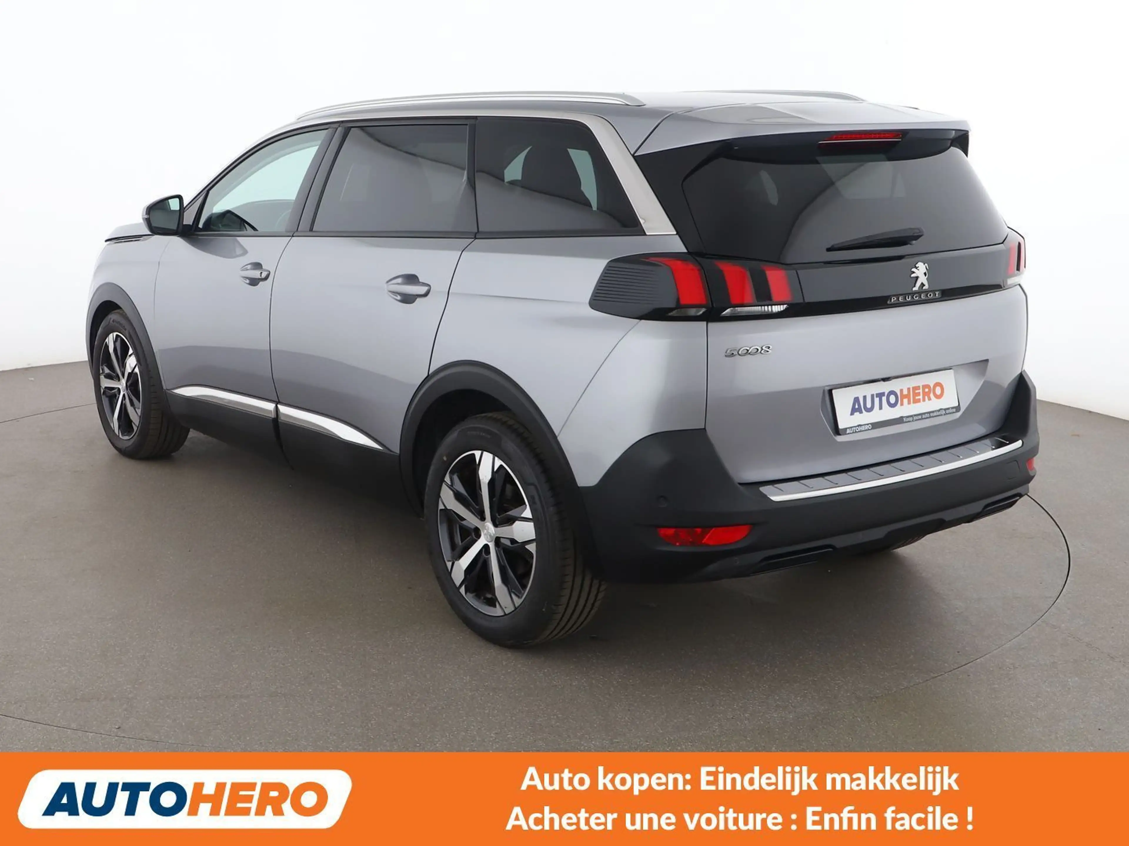 Peugeot 5008 1.2 PureTech Allure — photo 4