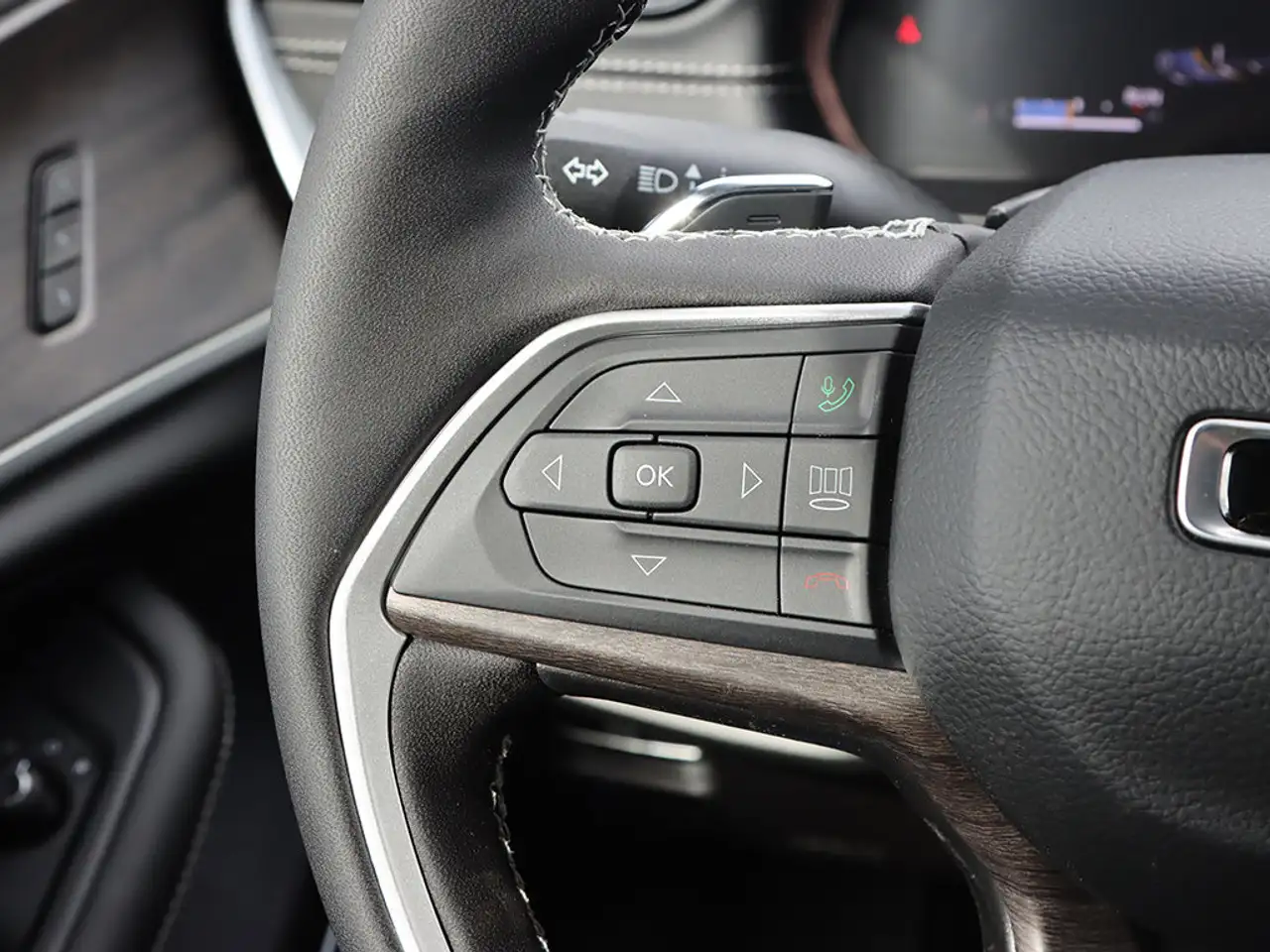 Jeep Grand Cherokee снимка Jeep Grand Cherokee