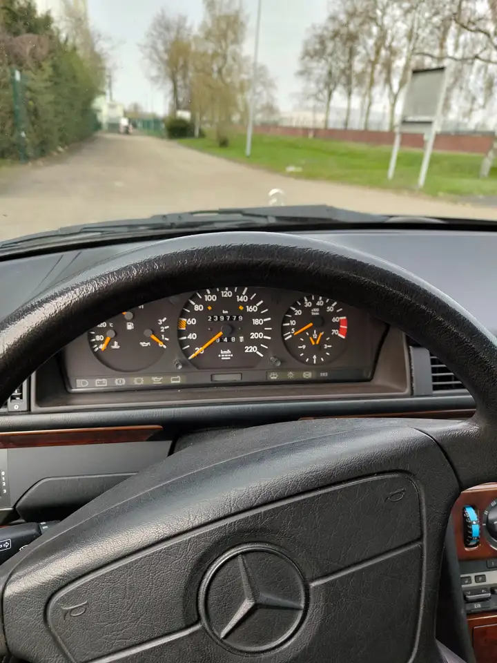 Mercedes-Benz E 230 E-Klasse, foto 10