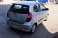 Hyundai i10 1.2 Plus Gris - thumbnail 4