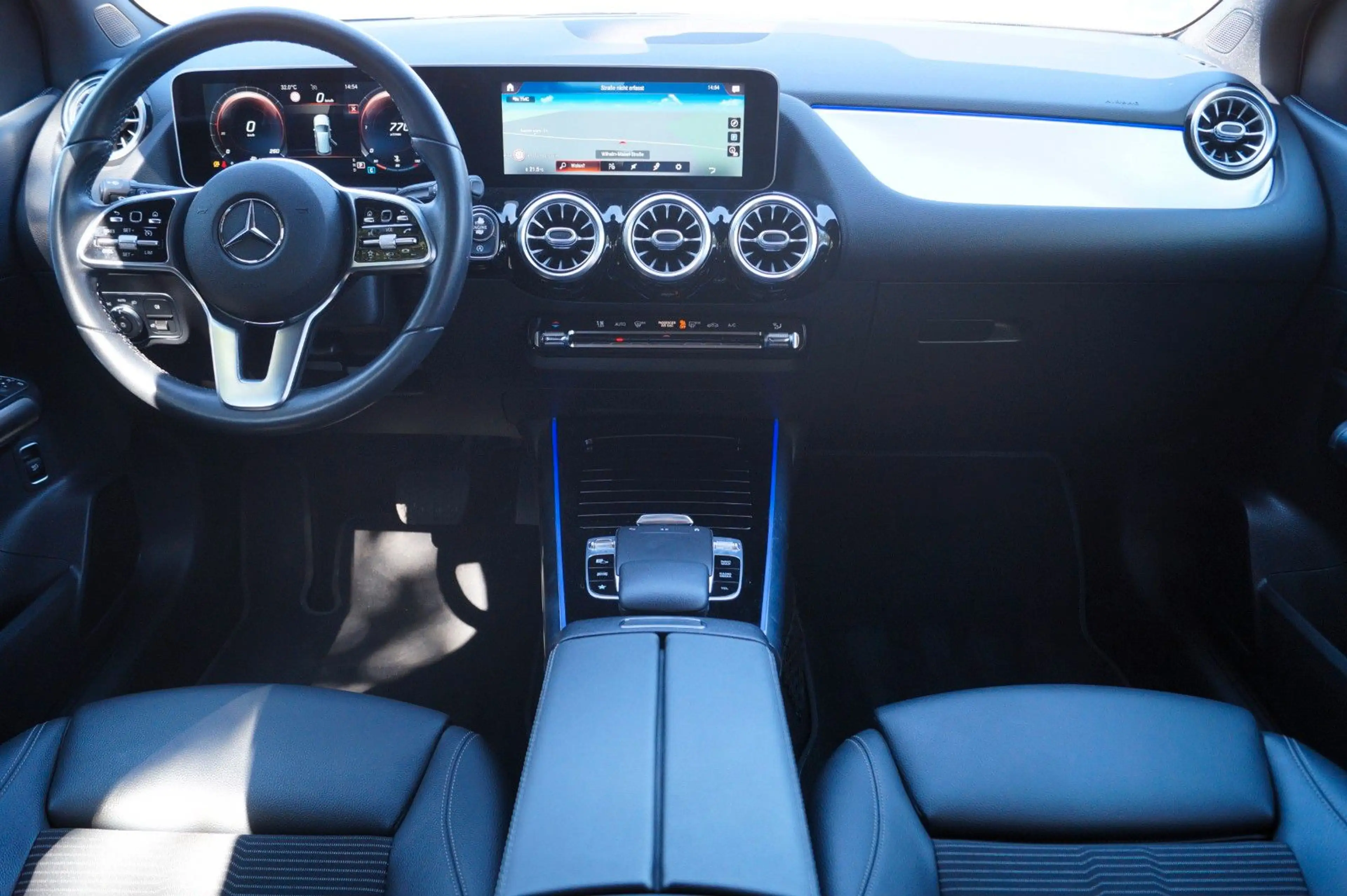 Mercedes-Benz B 200 d Progressive/ Euro 6/ MBUX/ NAVI/ PDC — photo 13