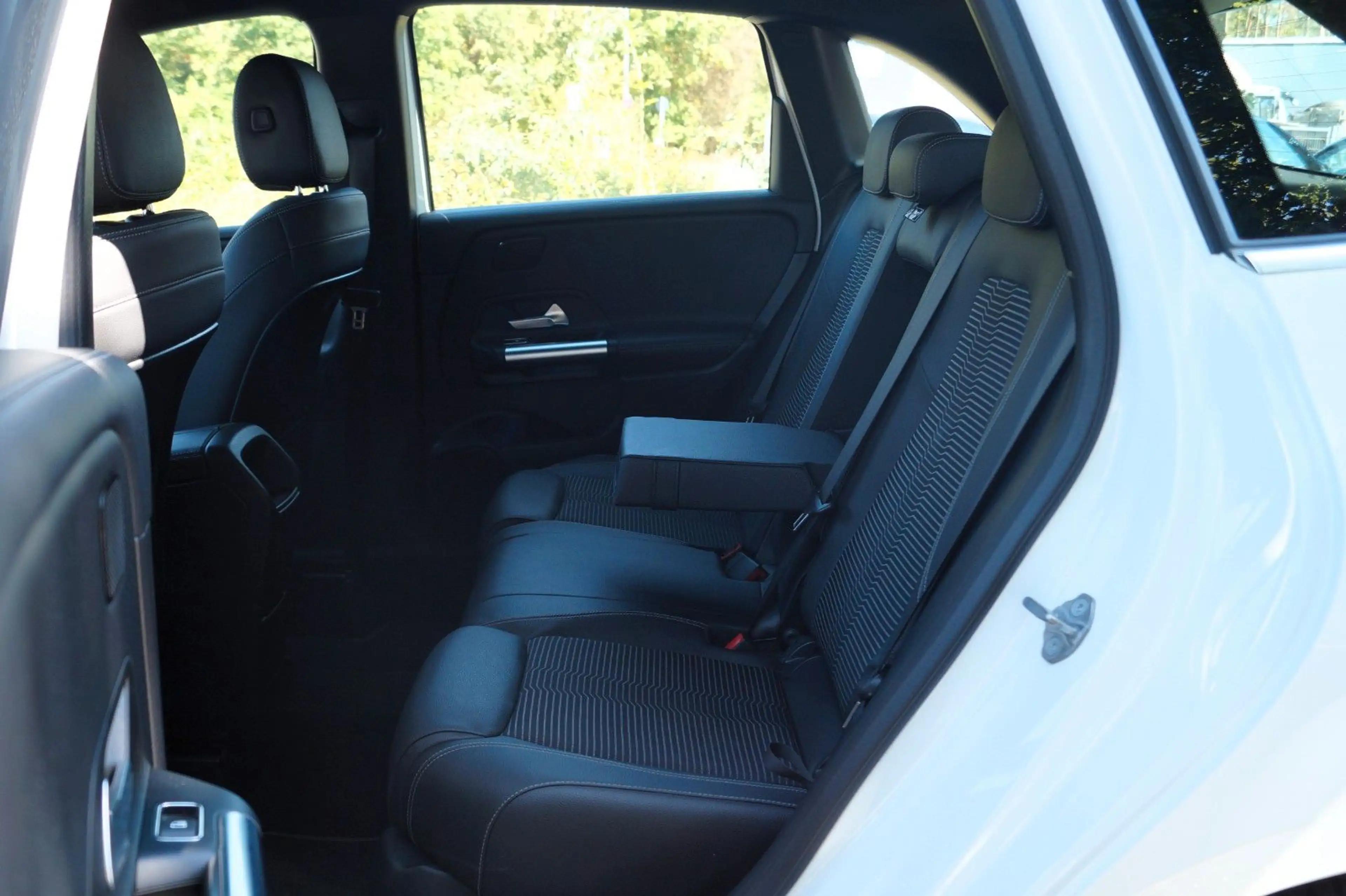 Mercedes-Benz B 200 d Progressive/ Euro 6/ MBUX/ NAVI/ PDC — photo 10
