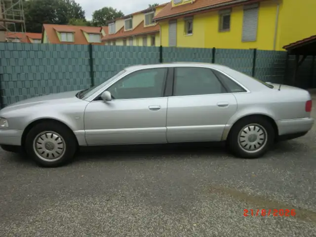 Audi A8 A8 2.8 quattro LPG