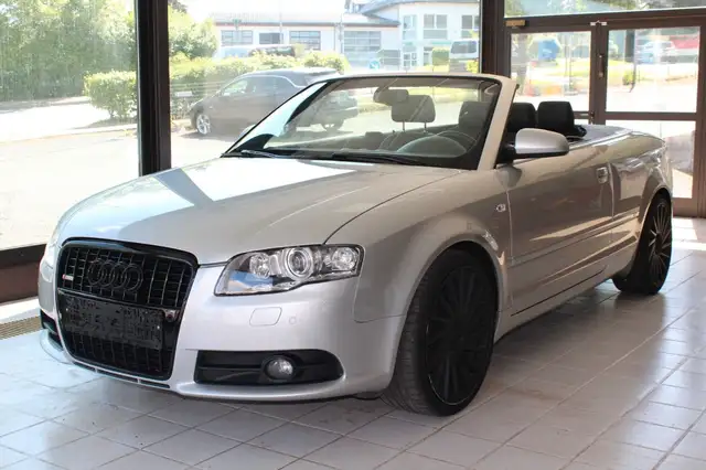 Audi A4 Cabriolet 1.8 T S-line Sport Plus Bi-Xenon