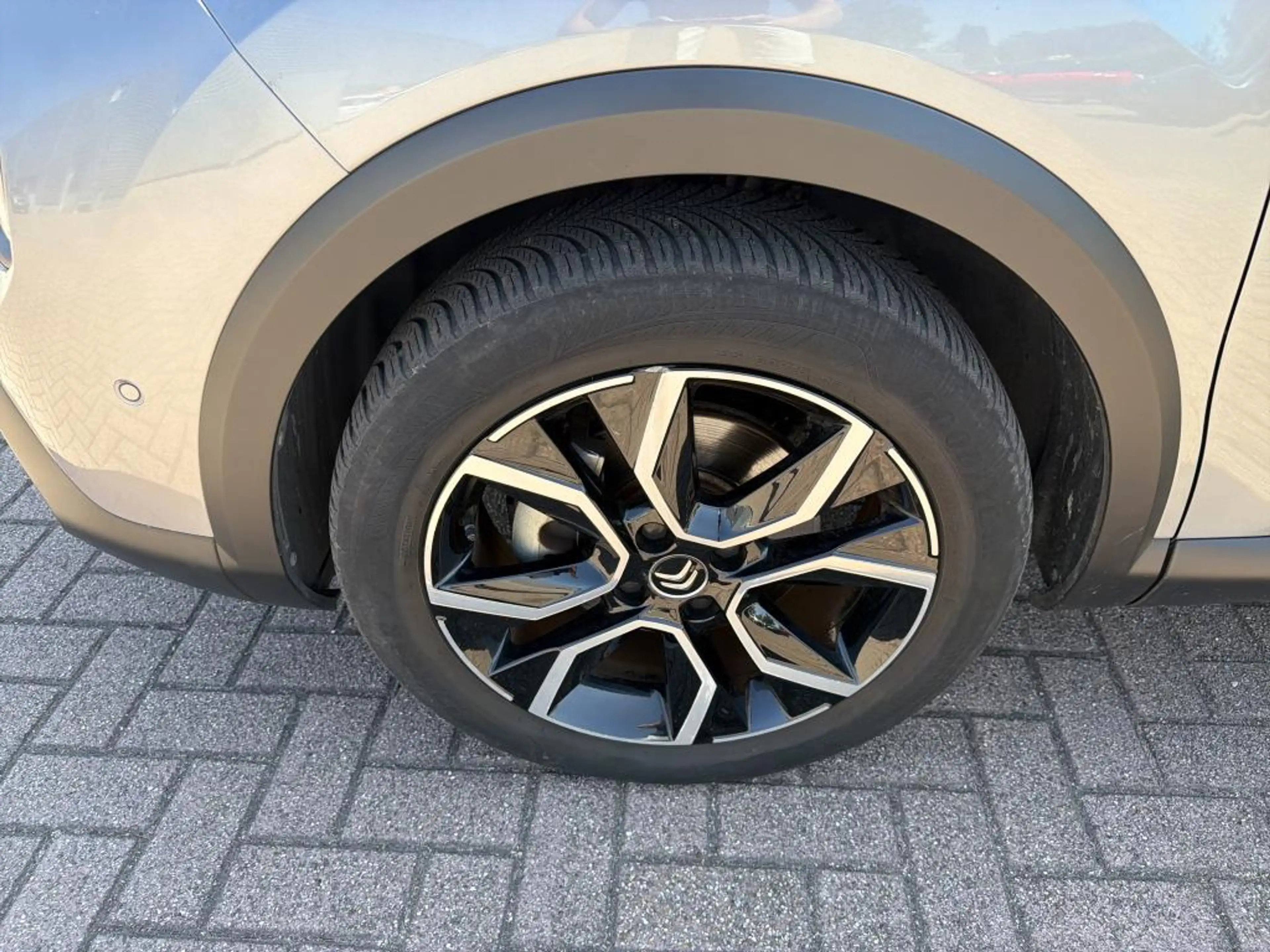 Citroen E-C4 Electric Shine 50 kWh — photo 11