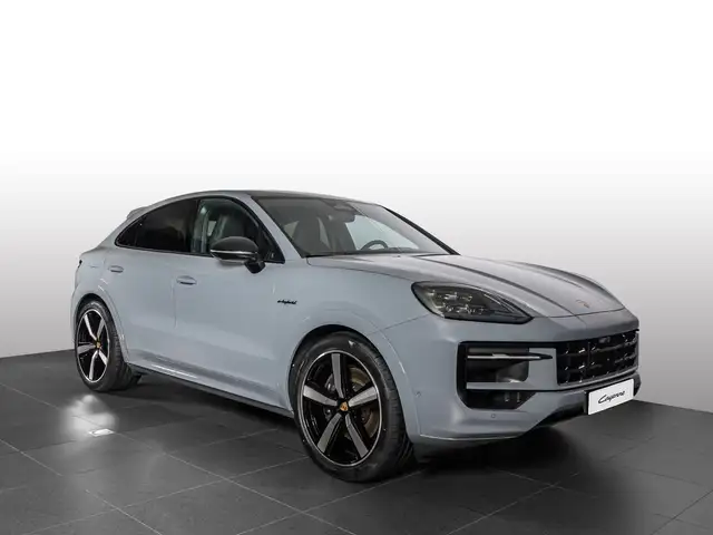 Porsche Cayenne view 7