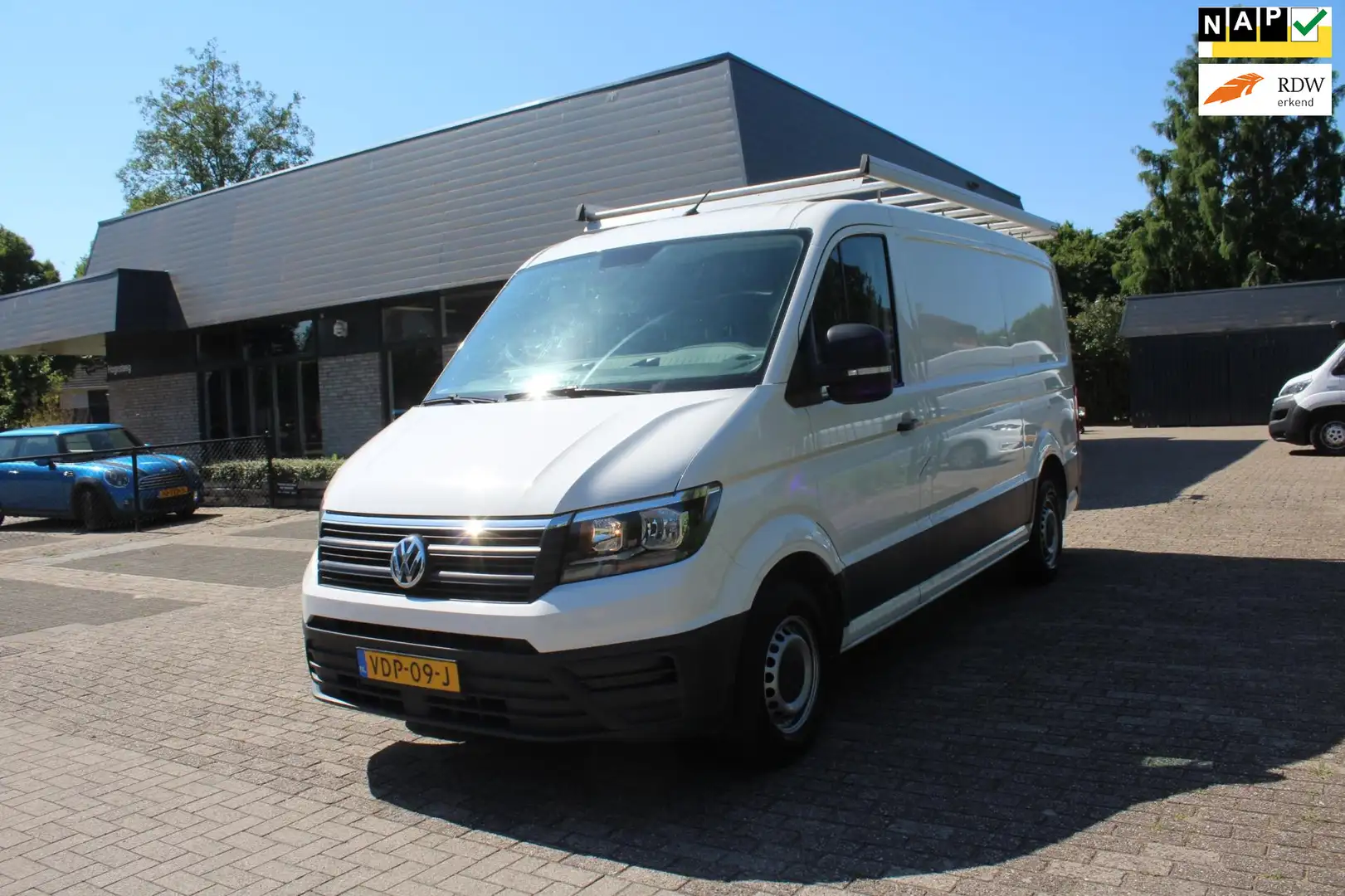 Volkswagen Crafter 30 2.0 TDI L3 lang laag Wit - 1