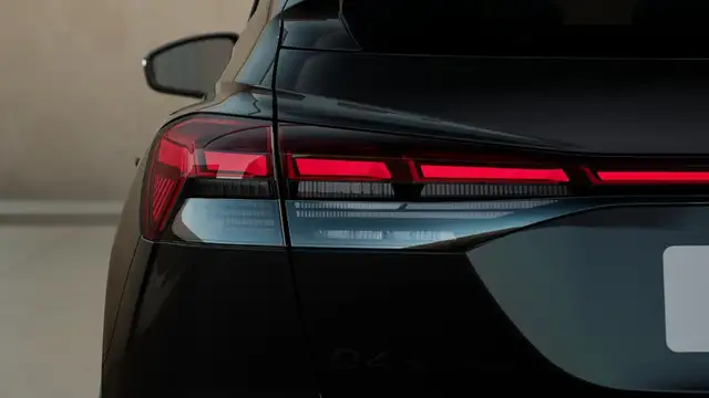Audi E-Tron view 7