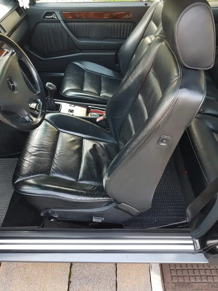 Mercedes-Benz 200 coupe colore nero, foto 5